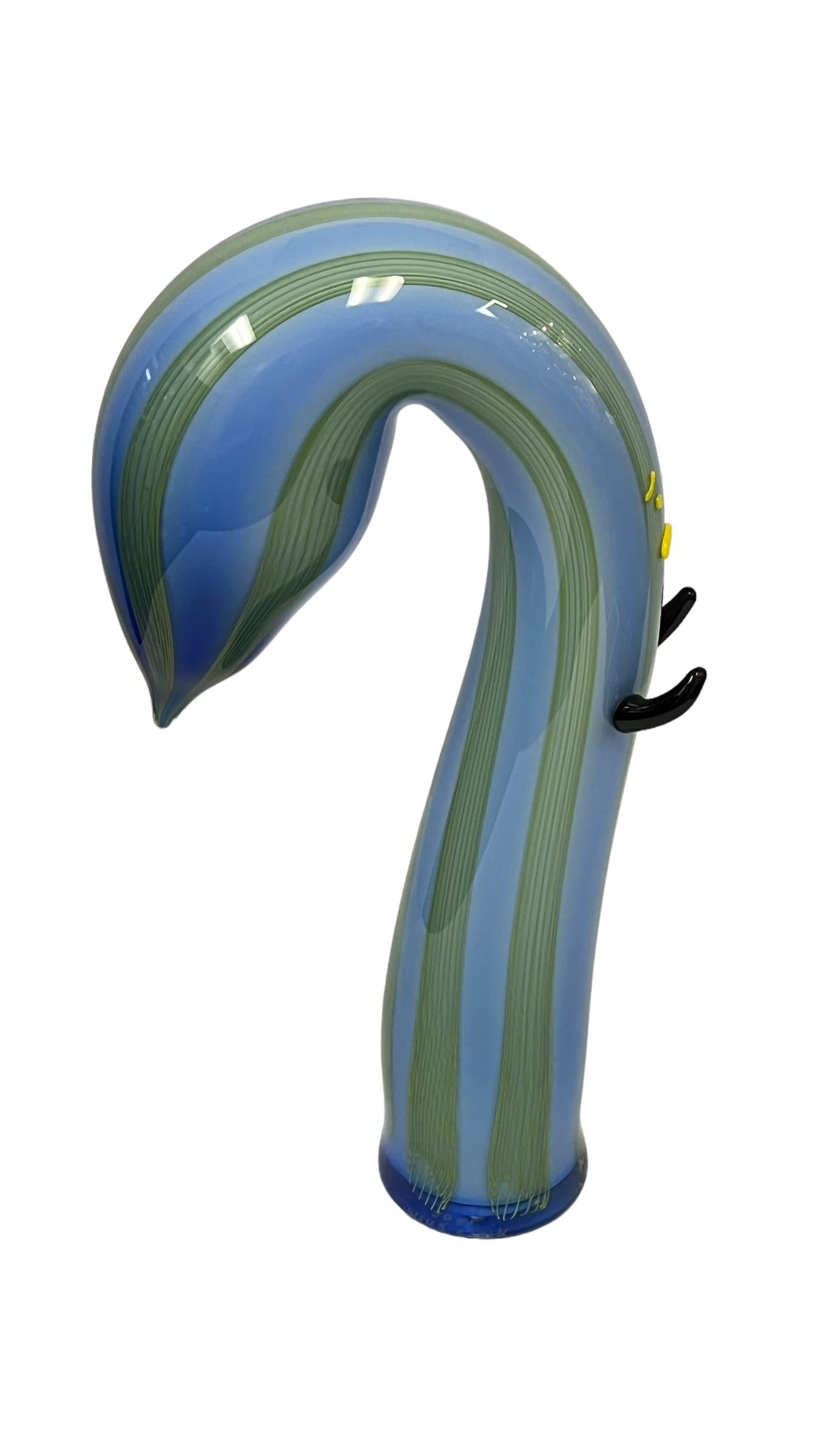 Scultura di mostro Drooper blu in vetro artistico contemporary di Austin Stern in vendita 4
