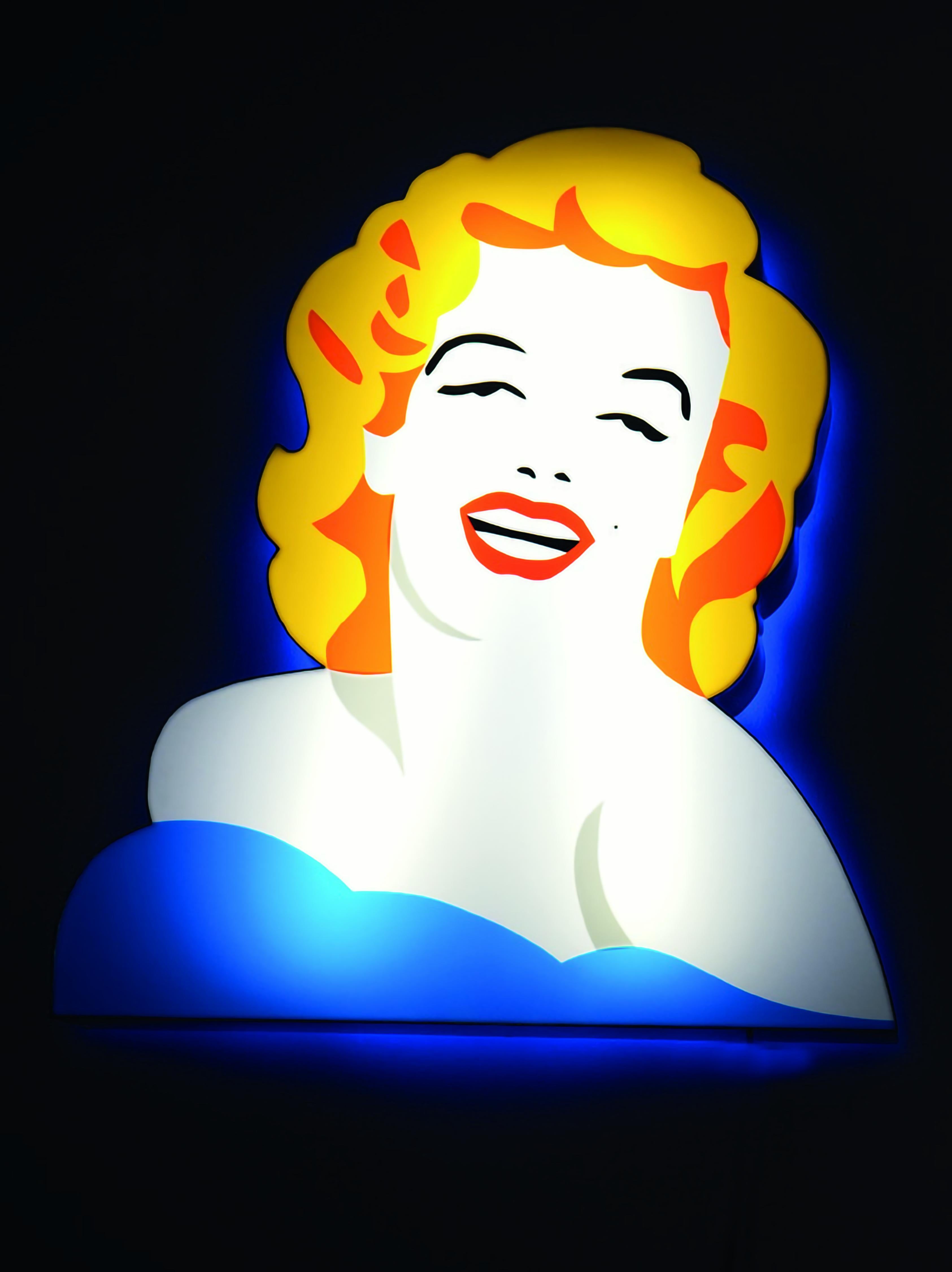 Sculpture lumineuse
Plaque acrylique incurvée, éclairage par tubes lumineux
