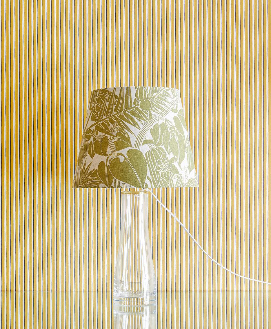 Artek
Finland, contemporary

‘M510’ table lamp in glass with customized lamp shade by The Apartment.

The glass base was designed in 1950s by Maire Gullichsen.

Measures: H 62 x Ø 35 cm.