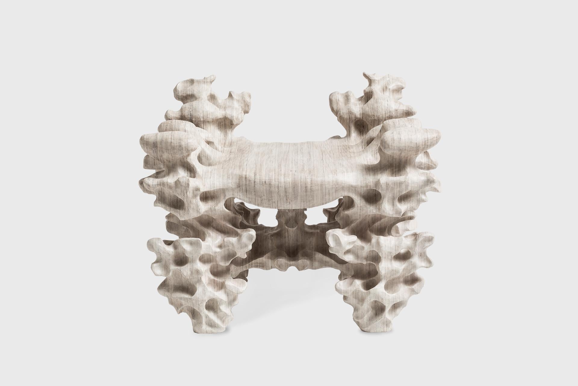 Contemporary Artisanal Hocker aus einfachem Holz, von Tadeas Podracky, Organic Shapes im Angebot 6