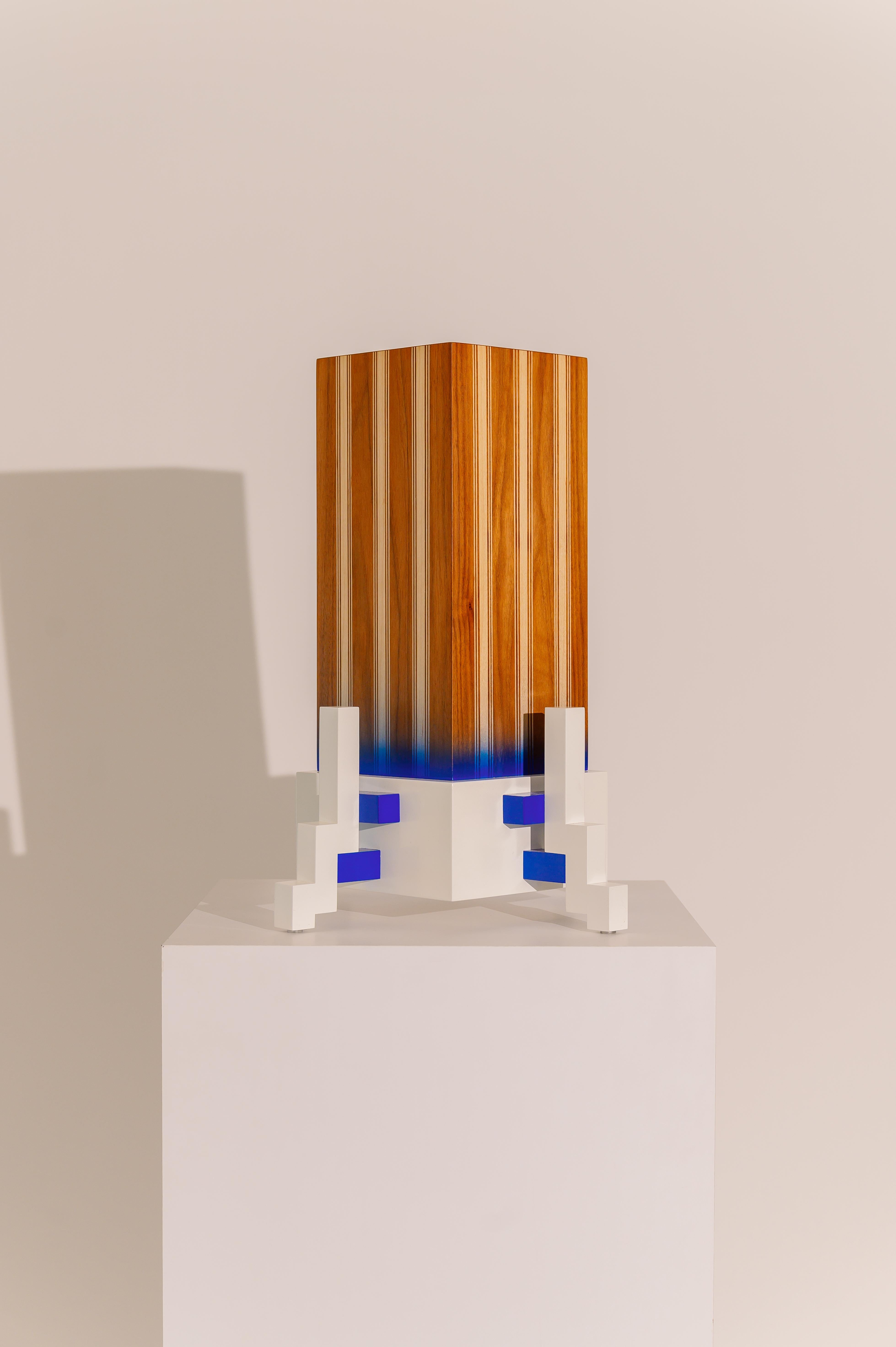 Moderno Artista Contemporaneo - NJ Rosetti - Vessel in vendita