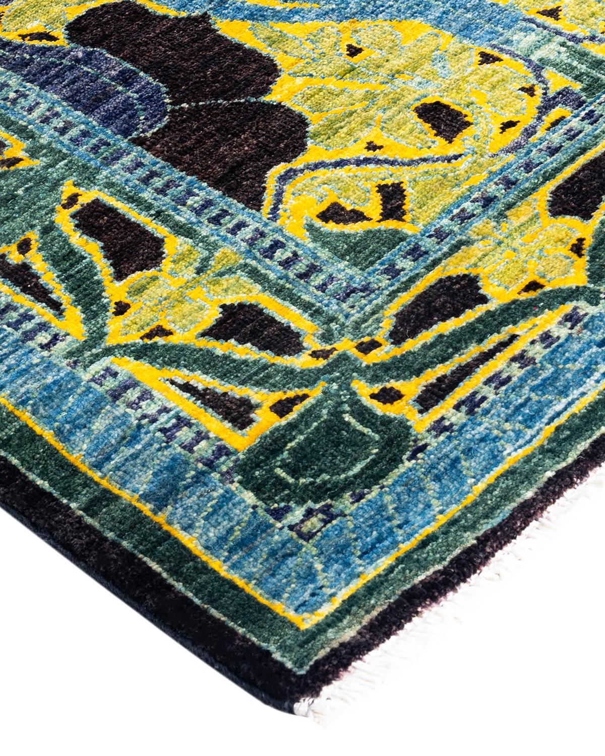 With simple, bold, yet informal designs and a broad palette of colors that ranges from earthy hues to brilliant gems, the rugs in the Arts & Crafts collection infuse a room with a sense of sophisticated rebellion. Nature-inspired motifs are the