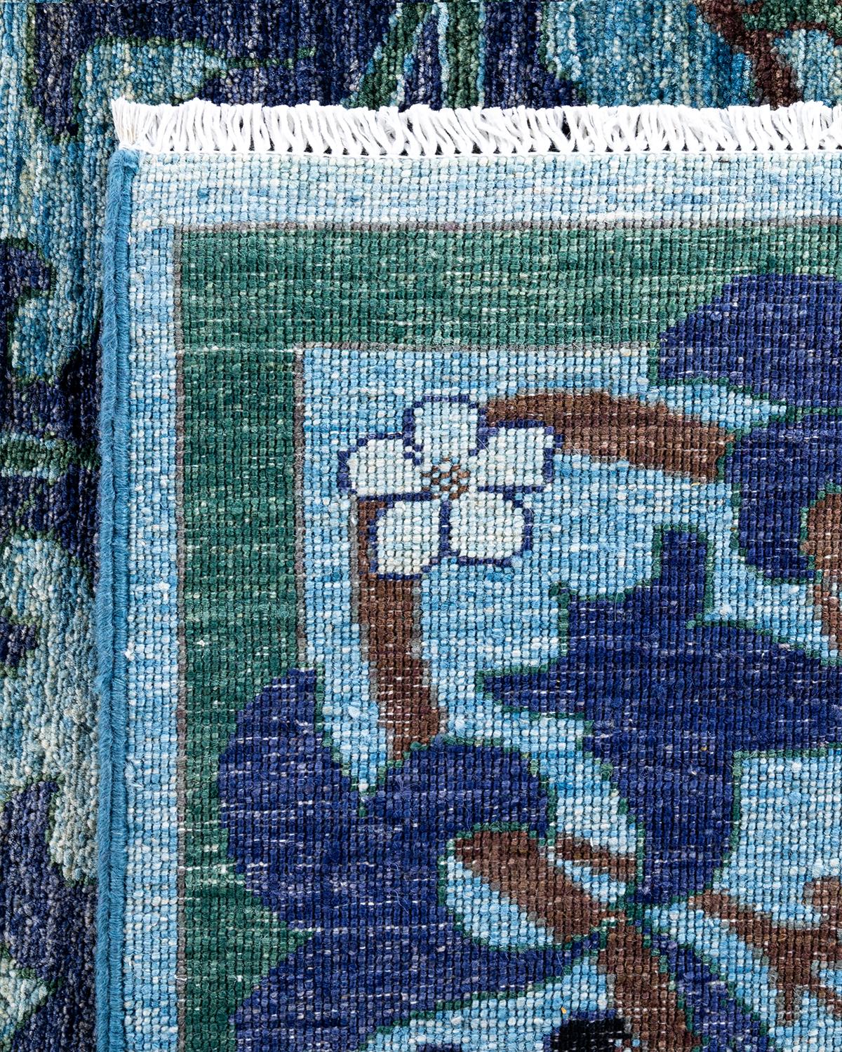Contemporary Arts & Crafts Hand Knotted Wool Blue Area Rug  (21. Jahrhundert und zeitgenössisch) im Angebot