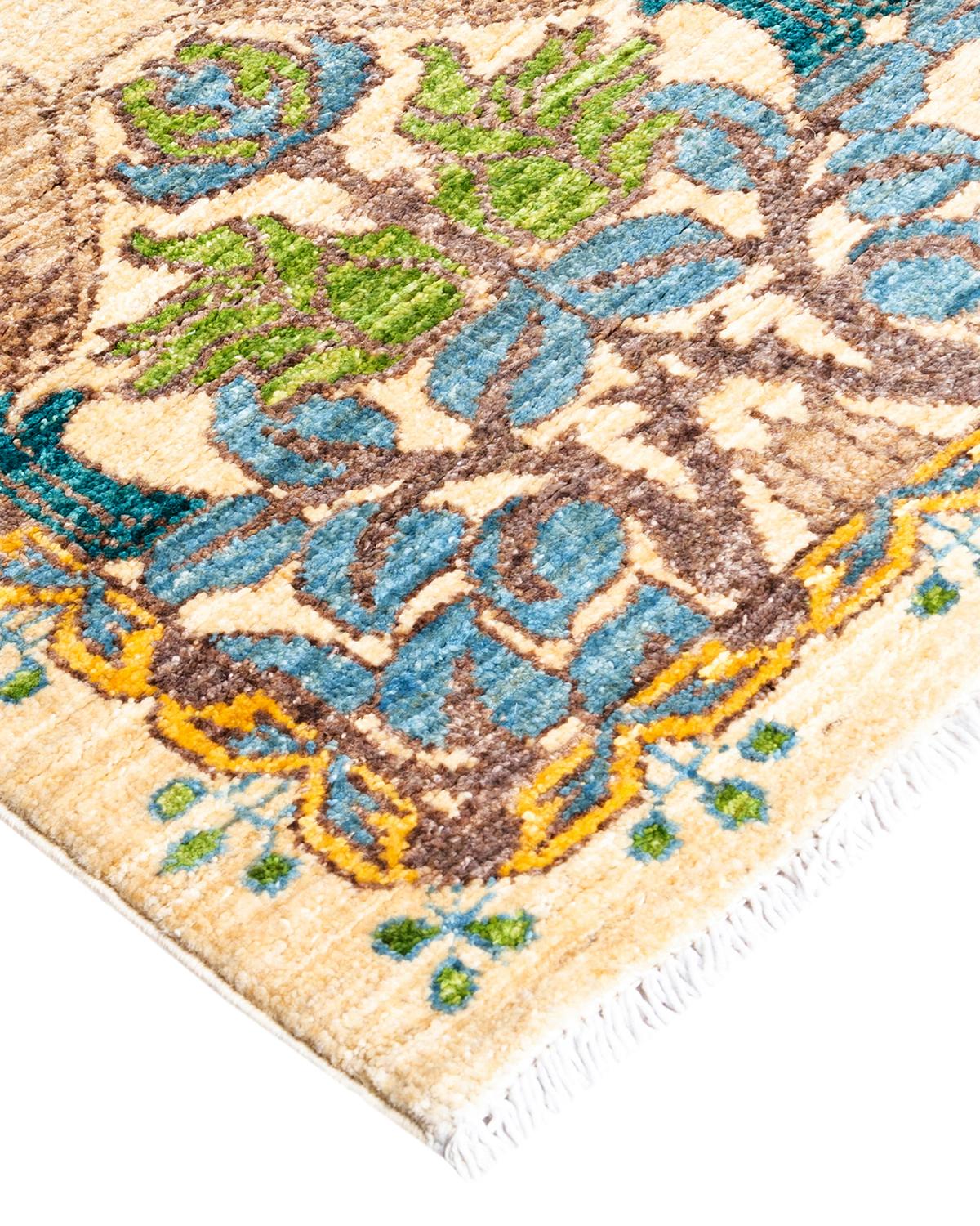 With simple, bold, yet informal designs and a broad palette of colors that ranges from earthy hues to brilliant gems, the rugs in the Arts & Crafts collection infuse a room with a sense of sophisticated rebellion. Nature-inspired motifs are the