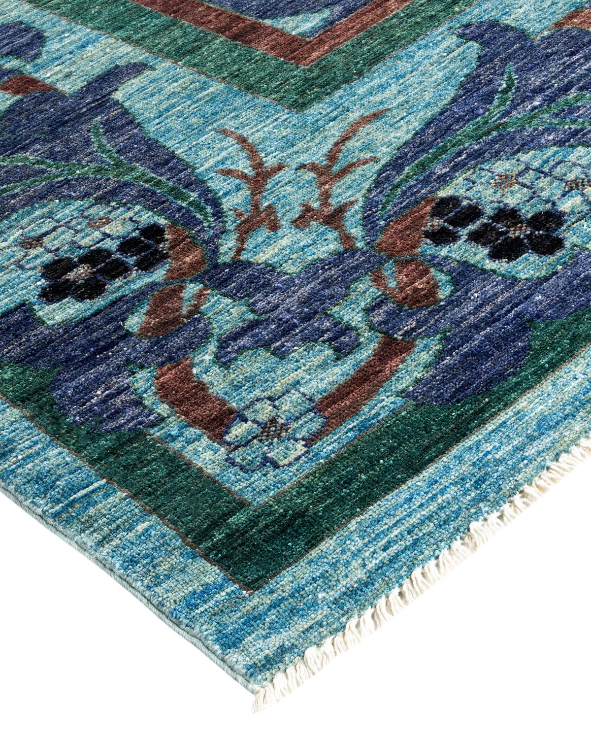 With simple, bold, yet informal designs and a broad palette of colors that ranges from earthy hues to brilliant gems, the rugs in the Arts & Crafts collection infuse a room with a sense of sophisticated rebellion. Nature-inspired motifs are the