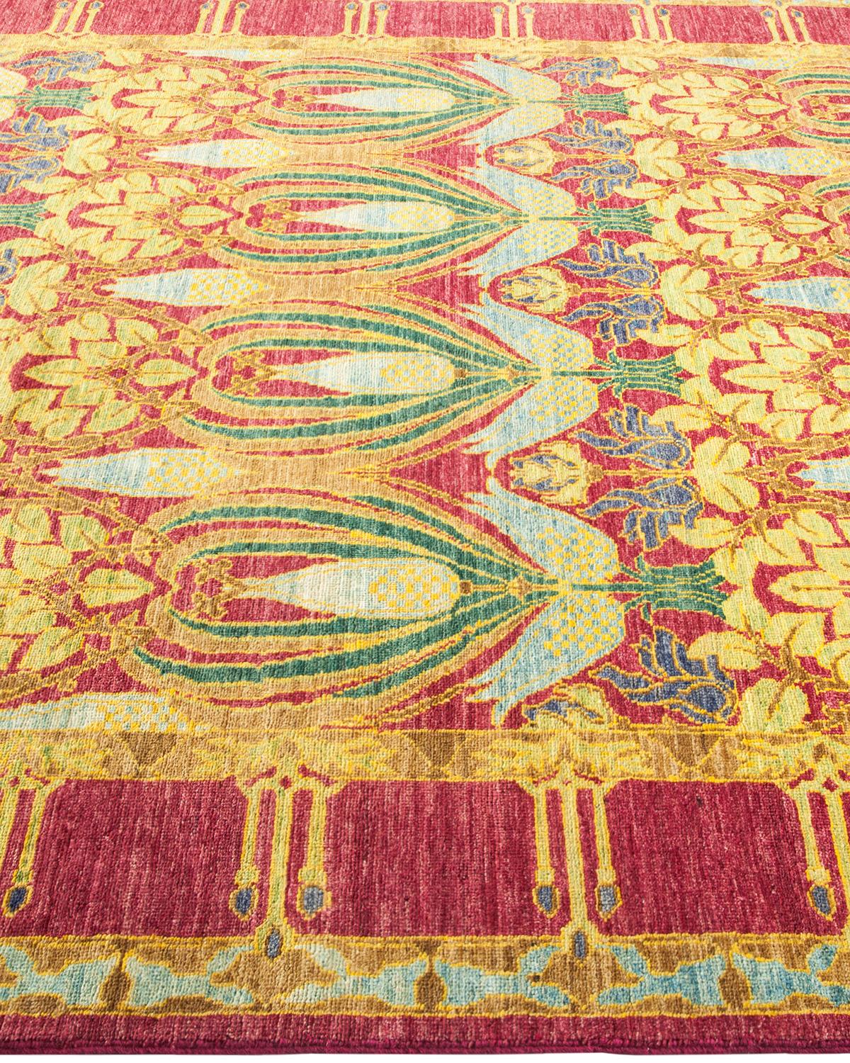 Contemporary Arts & Crafts Hand Knotted Wool Purple Area Rug  In New Condition For Sale In Norwalk, CT