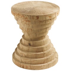 Tabouret Astrati Michele de Lucchi contemporain en cèdre naturel fabriqué en Italie Riva192