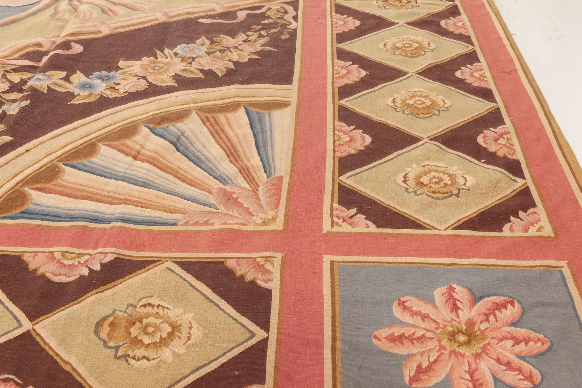 Zeitgenössischer handgefertigter Wollteppich im Aubusson-Design von Doris Leslie Blau im Zustand „Neu“ im Angebot in New York, NY