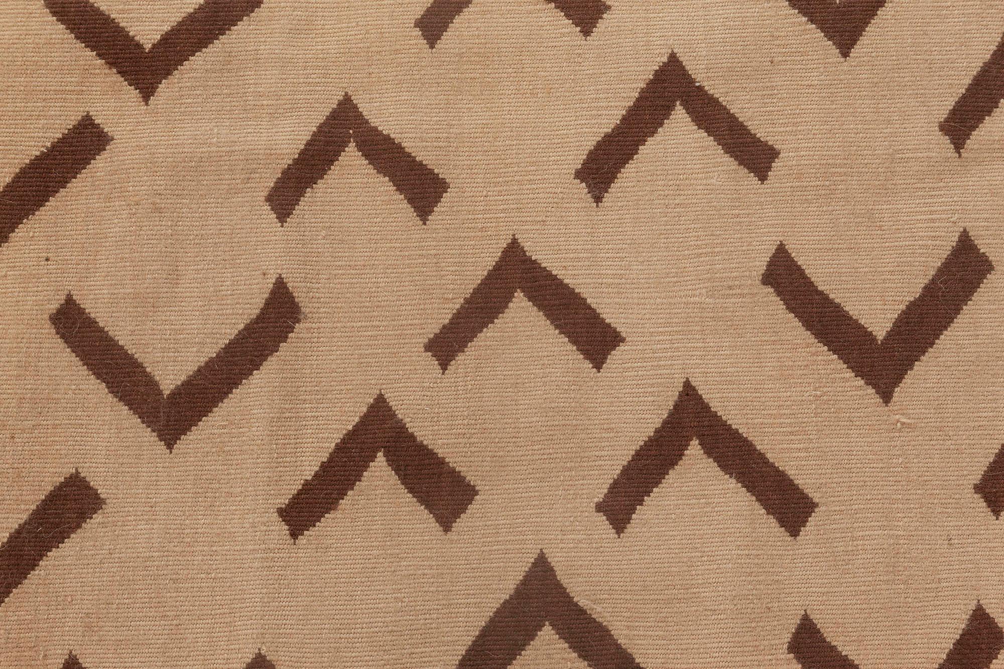 Cinese Tappeto contemporaneo in stile Aubusson di Parkin Saunders per Doris Leslie Blau in vendita