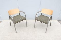 Contemporary Aurora Guest Chairs von Kimball und National, Brandneu - ein Paar