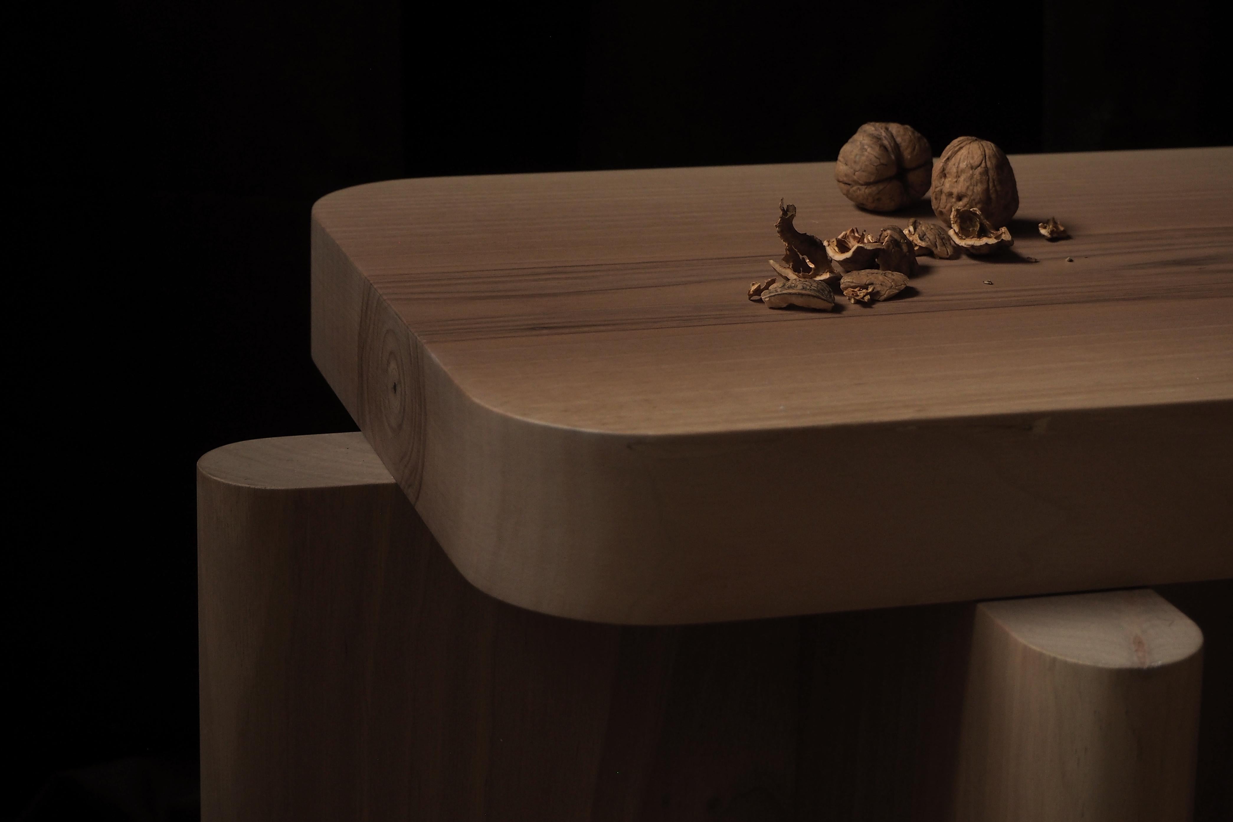 Laccato Tavolino contemporaneo B3.1 in legno di noce naturale
