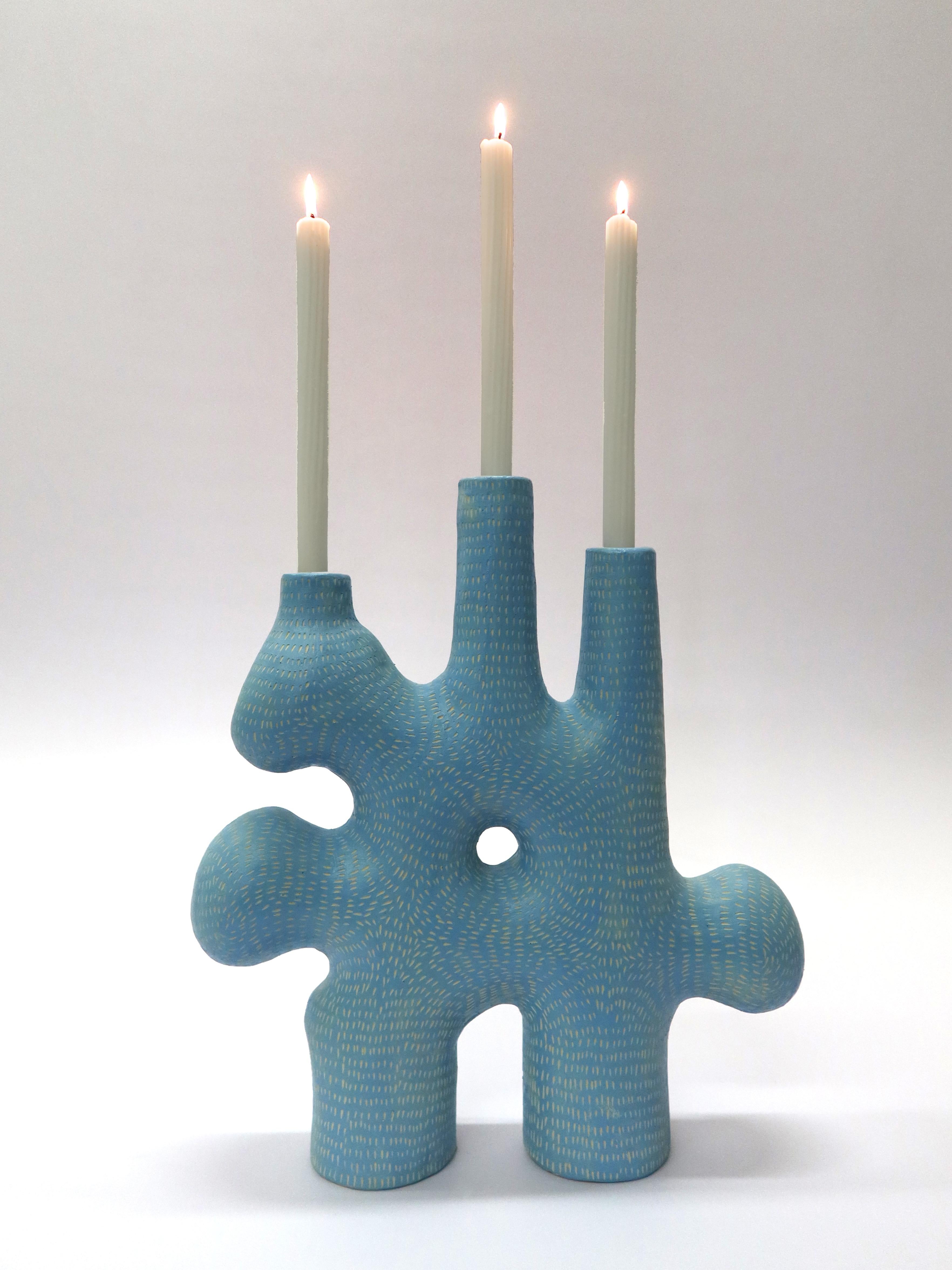 Smaltato Candelabro contemporaneo Baby Blue Forest realizzato a mano da Jan Ernst in vendita