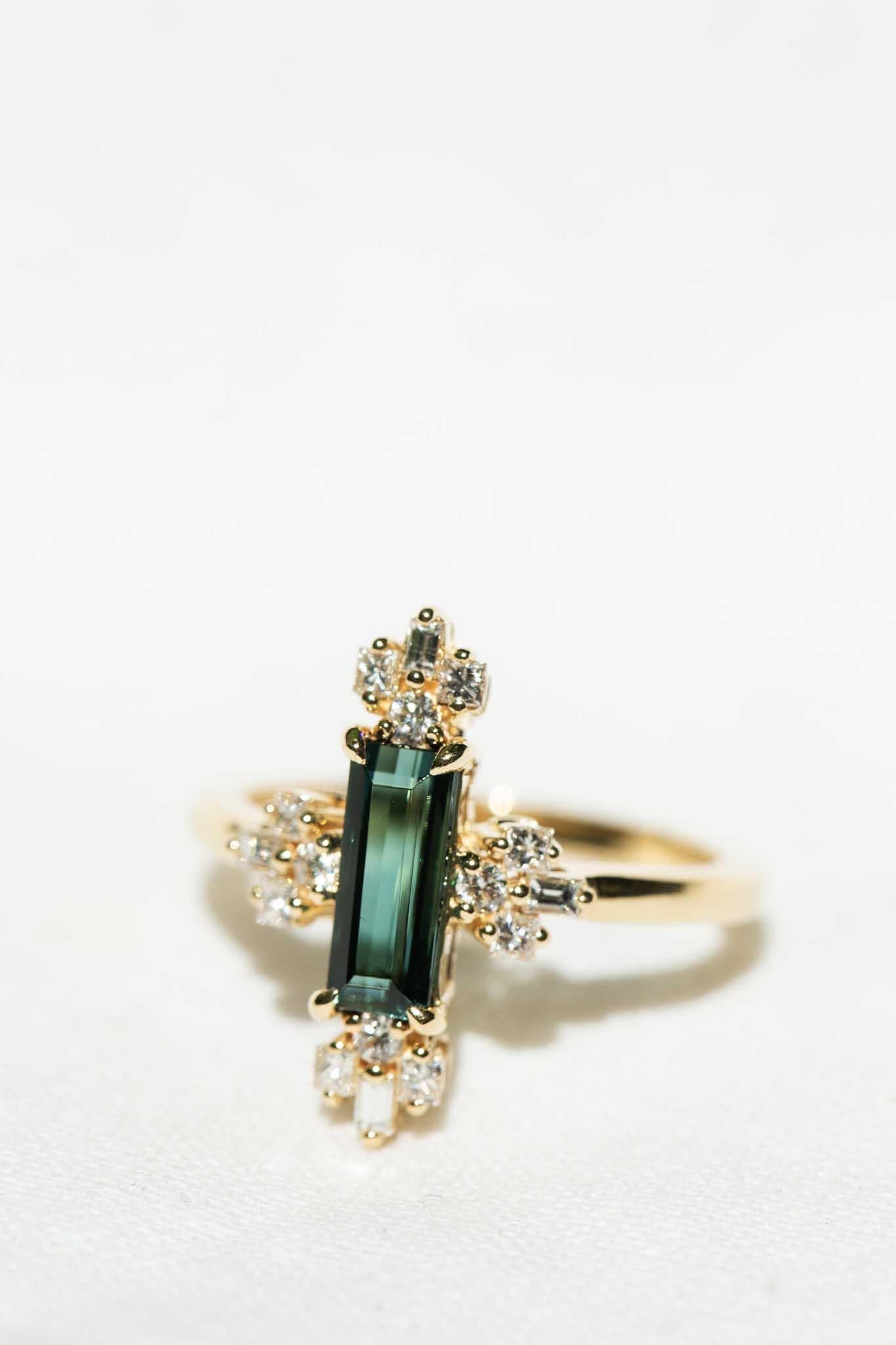 Women's Contemporary Baguette Indicolite Tourmaline & Diamond Ring 18 Carat Yellow Gold For Sale