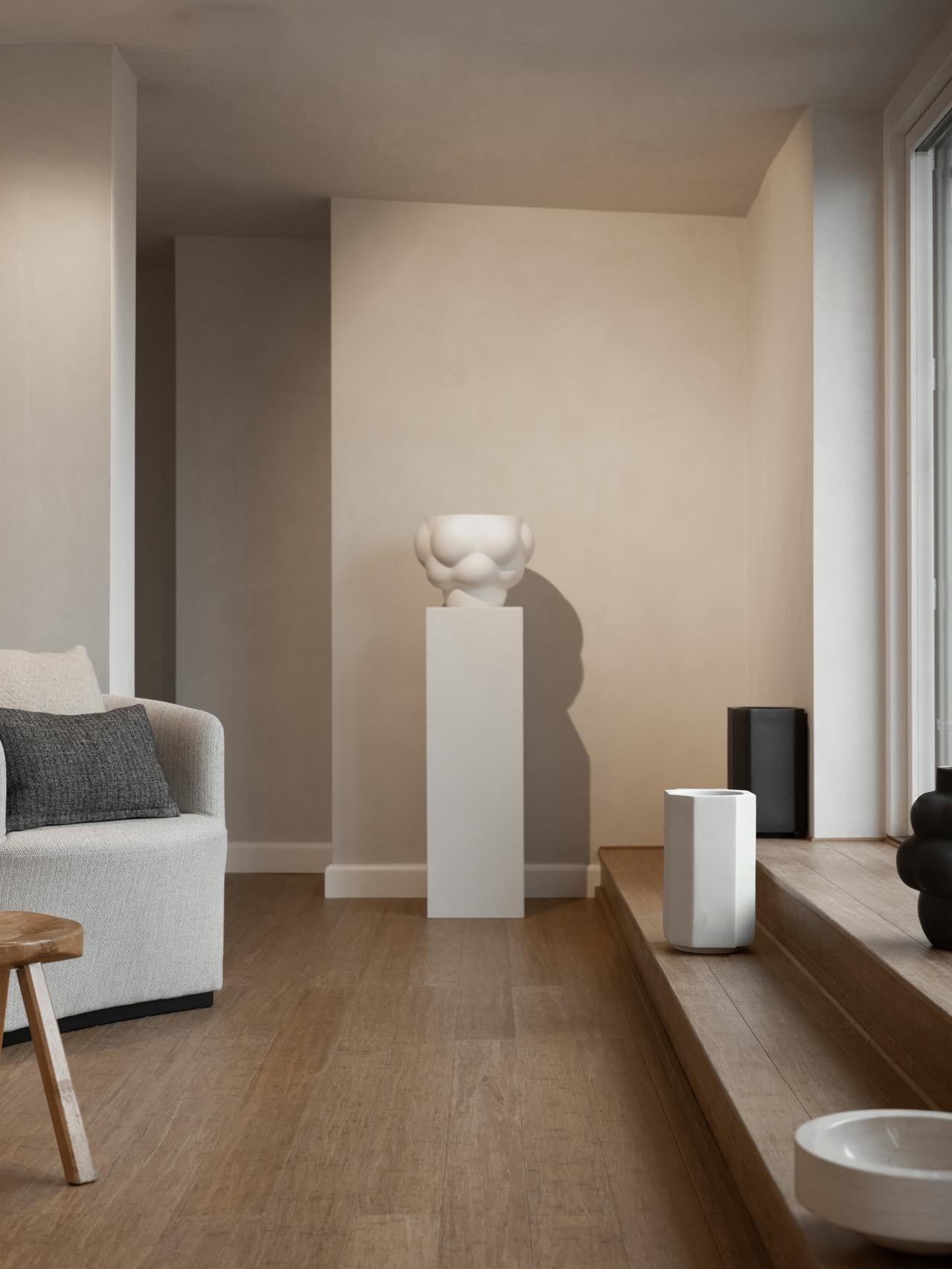Danois Contemporary 'Balloon Bowl 06' by Louise Roe, Grey en vente