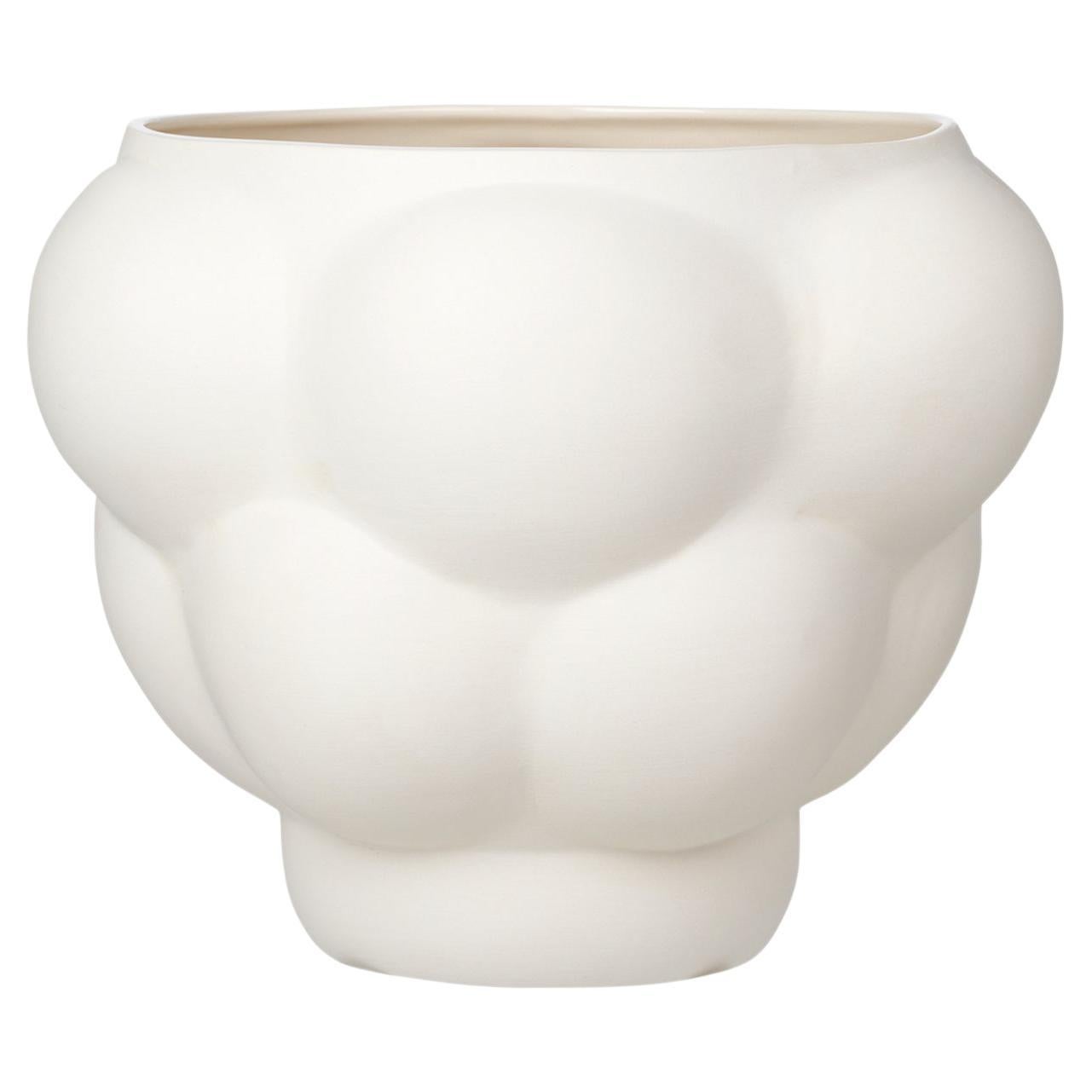 Contemporary 'Balloon Bowl 06 Raw White' by Louise Roe