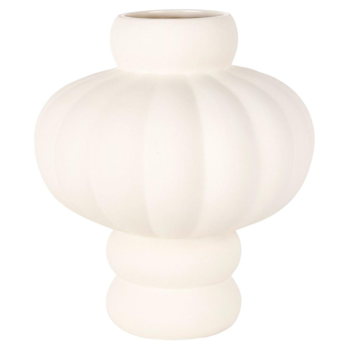 Zeitgenössische „Balloon-Vase 02 Rohweiß“ von Louise Roe im Angebot