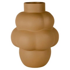 ZeitgenössischeBalloon-Vase 04 Petit'' von Louise Roe, Sanded Ocker