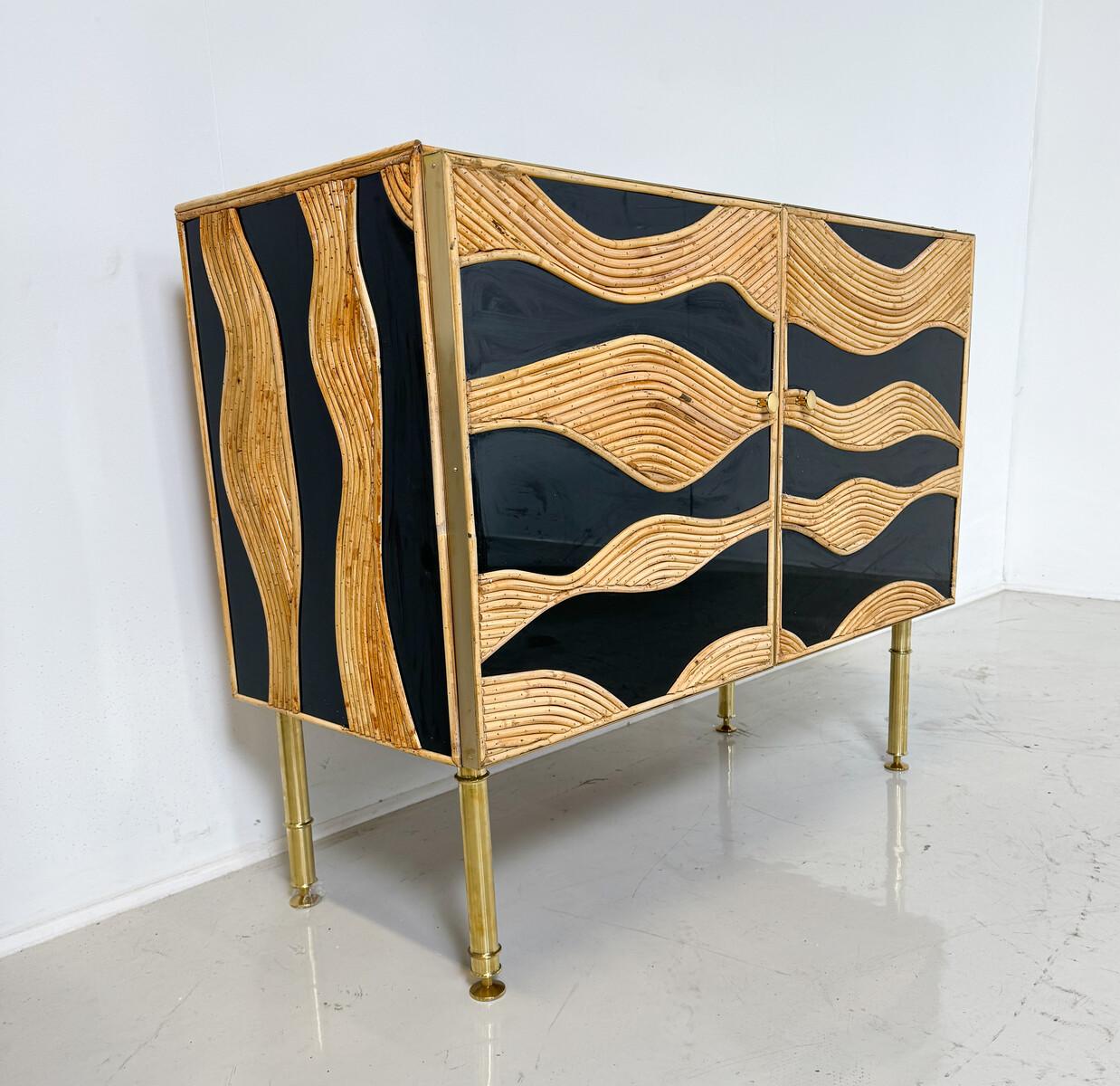 Contemporary Bamboo and Brass Chest, Italy For Sale 3