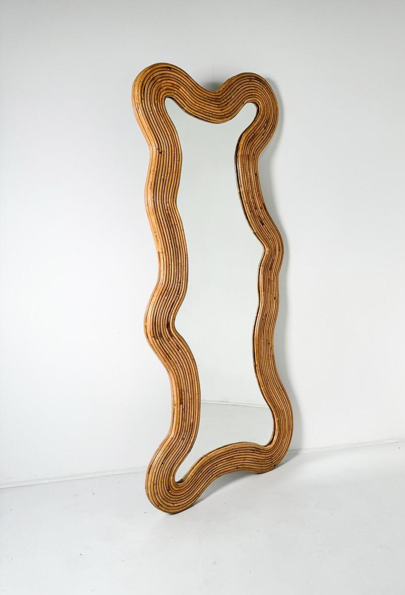 Moderno Specchio contemporaneo in bambù, Italia in vendita