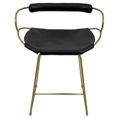 Sgabello da bar contemporaneo w. Schienale in metallo ottone invecchiato e pelle nera