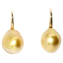 Contemporary Baroque Golden Pearl Earrings 18 Carat Yellow Gold