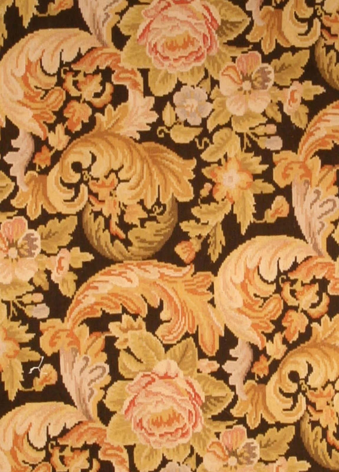 Contemporary Bassarabian Design Floral rug by Doris Leslie Blau
Size: 13'0