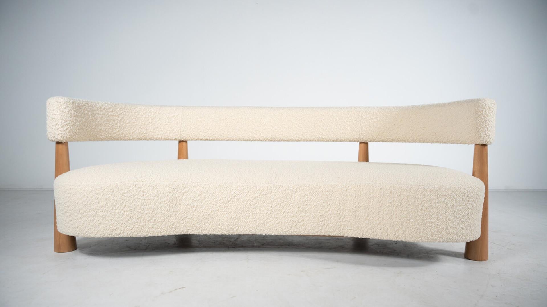 Contemporary Bean Shaped Sofa, White Upholstery, Italy 3