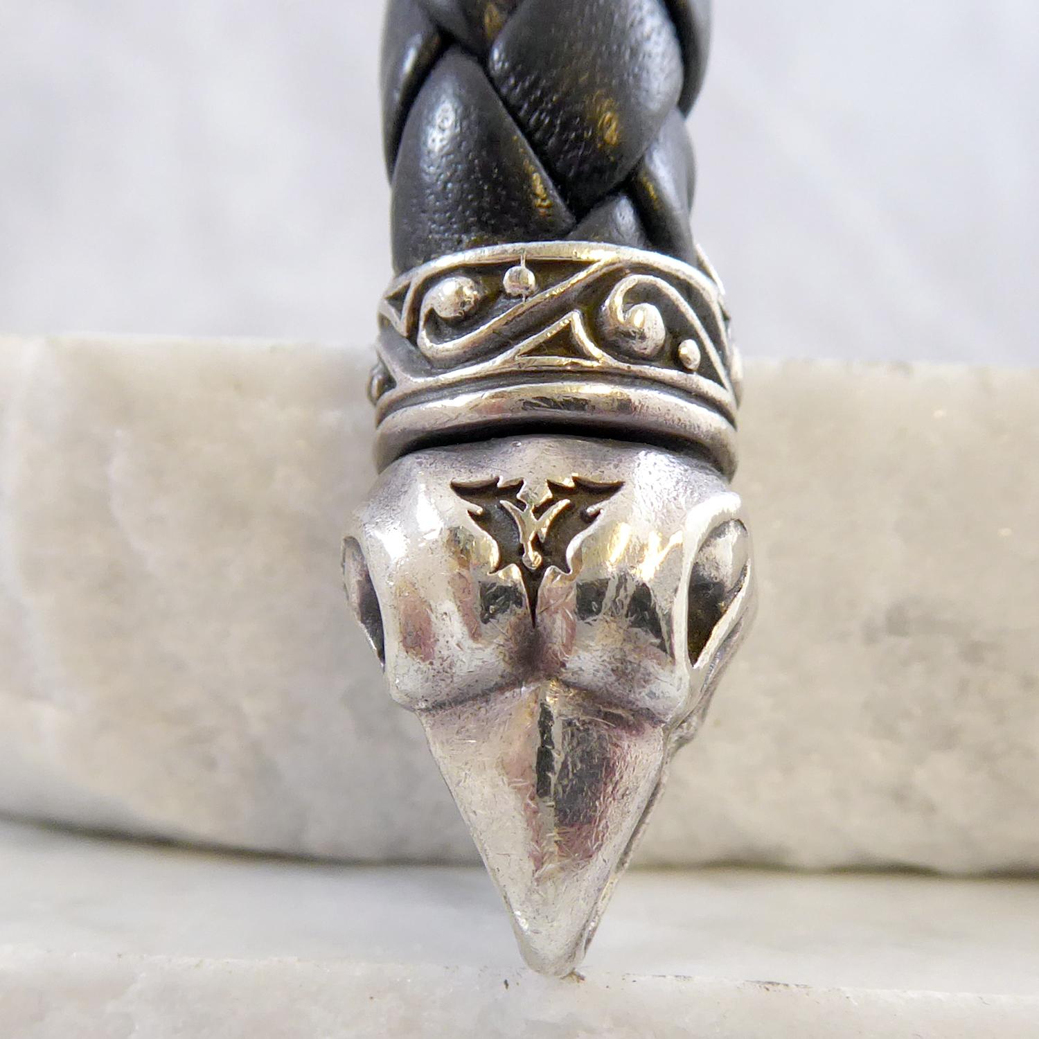 Contemporary Beasts of London Leather Bracelet with Oxidized Silver Raven Heads In Good Condition In Yorkshire, West Yorkshire