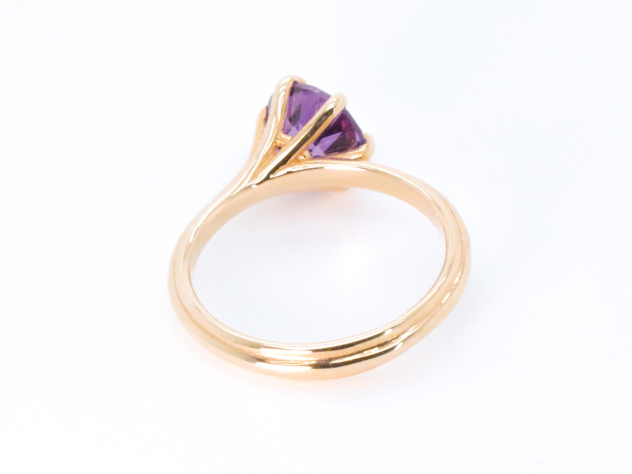 18K Rose Gold Made in Italy Asymmetric Cosmic Stackable Amethyst Cocktail Ring For Sale 1