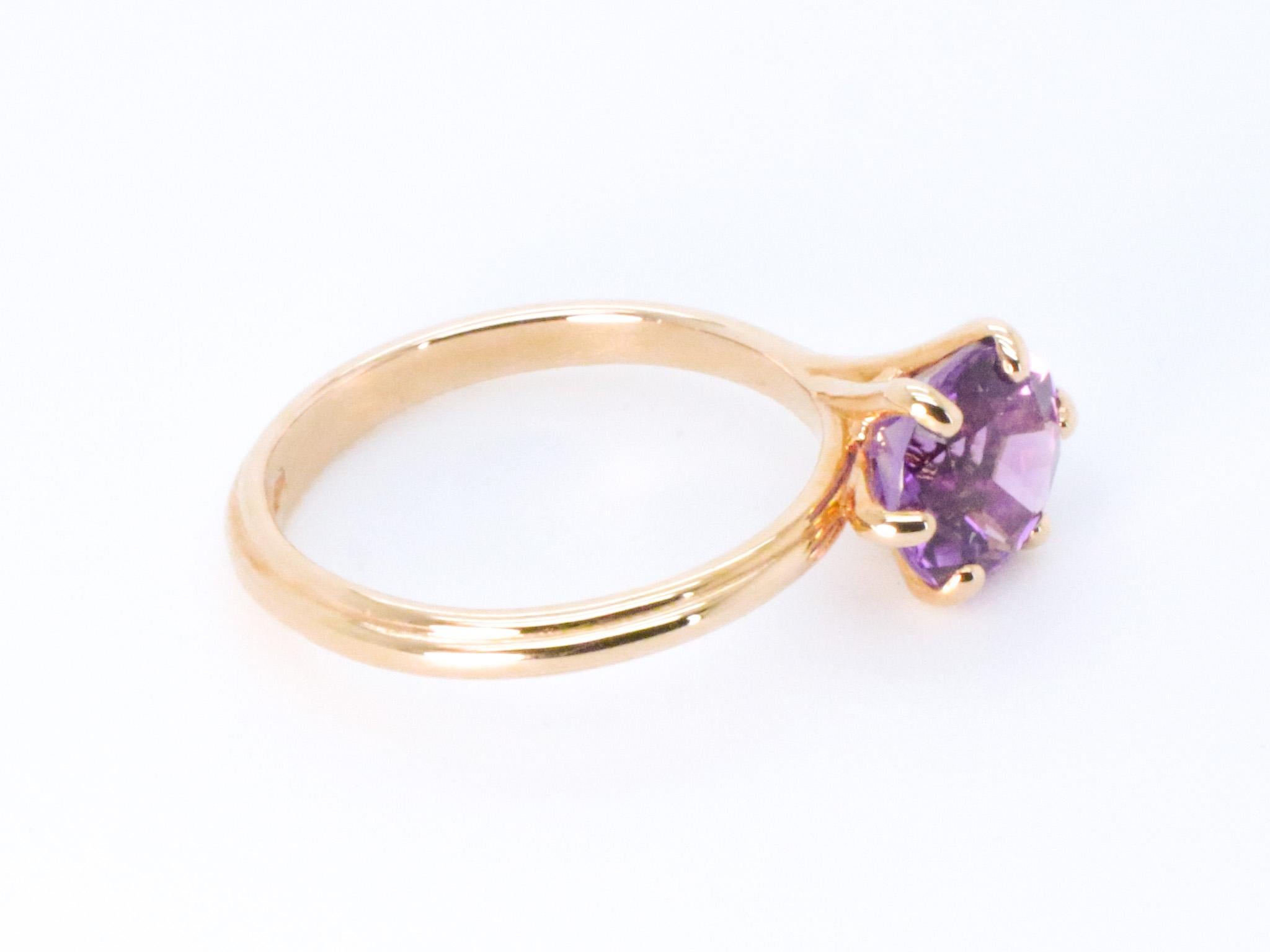 18K Rose Gold Made in Italy Asymmetric Cosmic Stackable Amethyst Cocktail Ring For Sale 3
