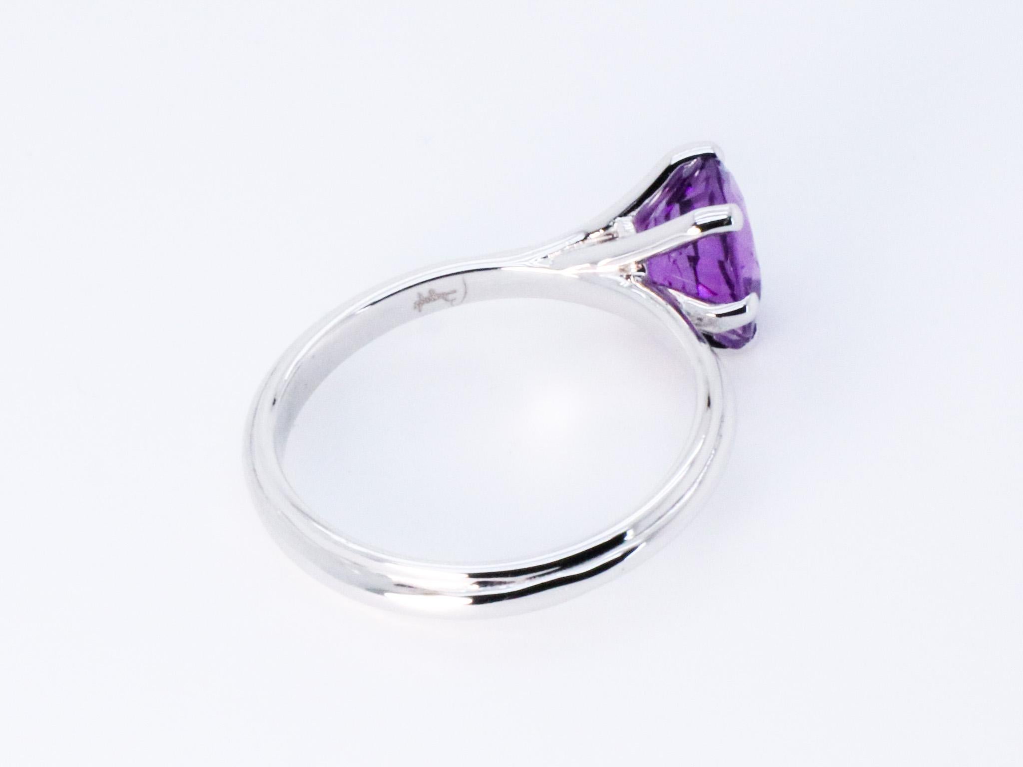 18k White Gold Made in Italy Amethyst Stackable Asymmetric Cosmic Cocktail Ring For Sale 4
