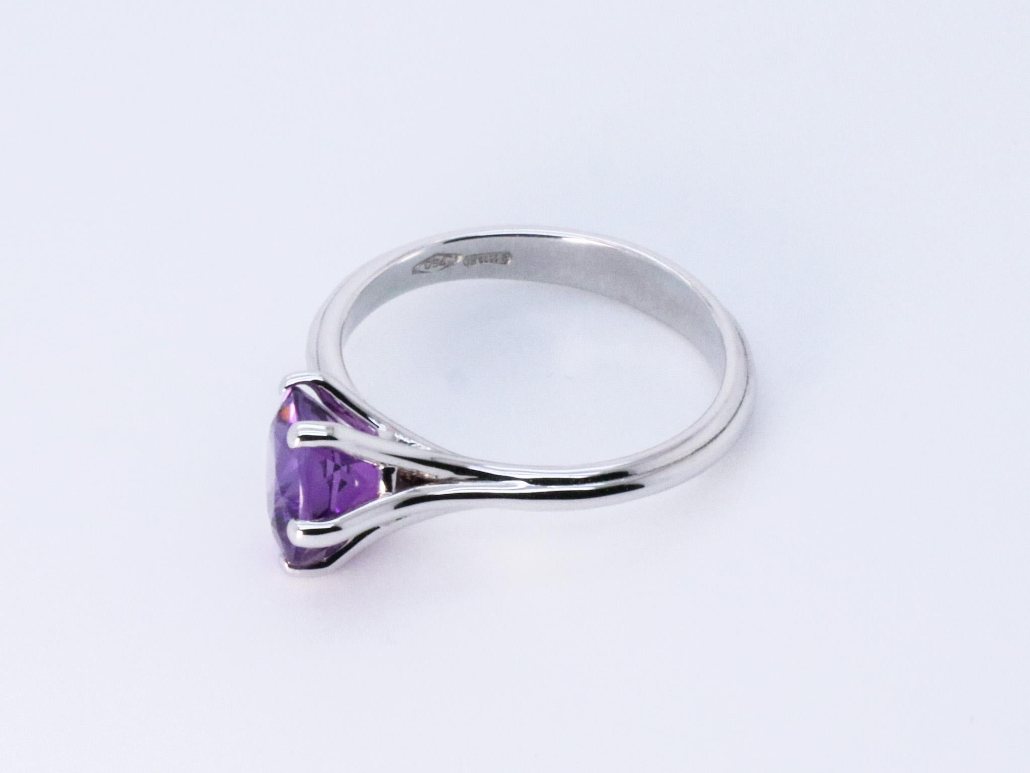 Women's or Men's 18k White Gold Made in Italy Amethyst Stackable Asymmetric Cosmic Cocktail Ring For Sale