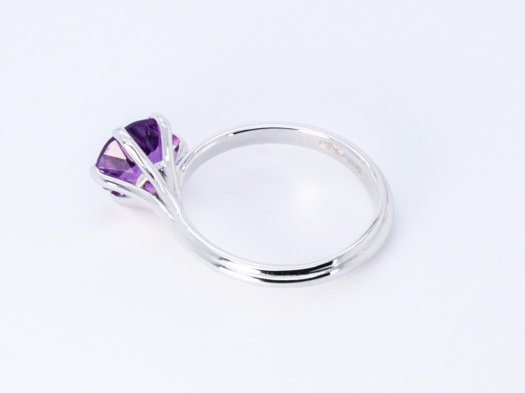 18k White Gold Made in Italy Amethyst Stackable Asymmetric Cosmic Cocktail Ring For Sale 2