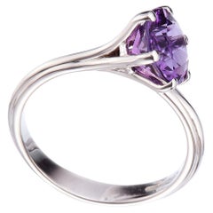 18 Karat Weißgold Made in Italy Amethyst Stapelbarer asymmetrischer kosmischer Cocktailring mit Amethyst