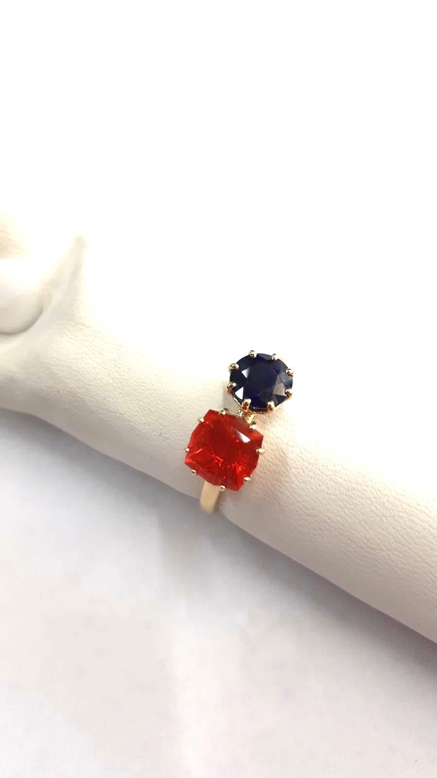 Contemporary Beatrice Barzaghi Blue Sapphire Fire Opal Gold Asymmetrical Ring For Sale 2