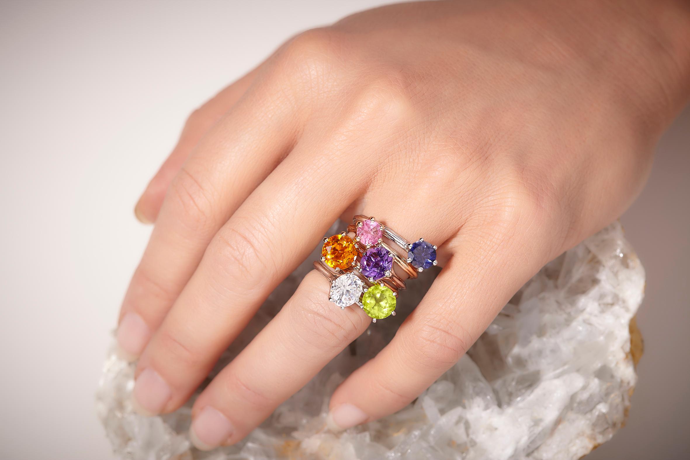 2.32 cts Burma Ruby 18k Rose Gold Stackable Asymmetrical Cosmic Design Ring Unisexe en vente