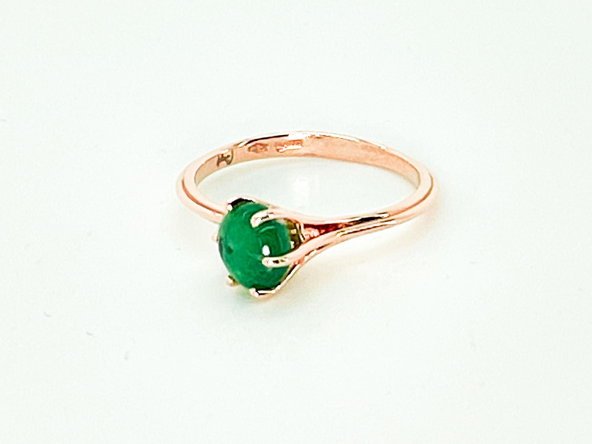 1.4 cts Emerald 18K Rose Gold  Asymmetric Cosmic Design Stackable  Cocktail Ring In New Condition For Sale In Milan, IT