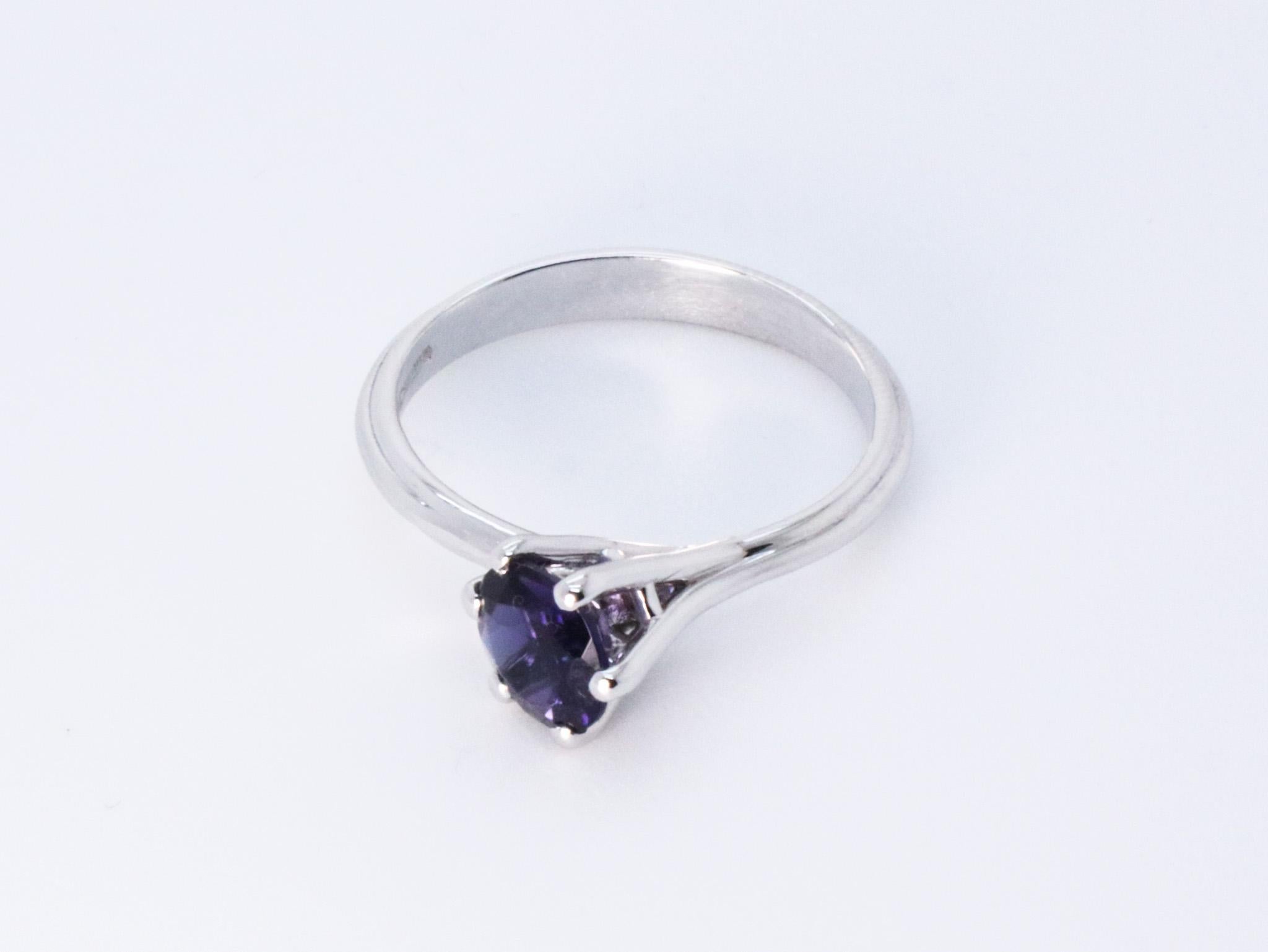 Round Cut 0.85 carats Iolite White Gold Asymmetric Cosmic Design Stackable Cocktail Ring For Sale