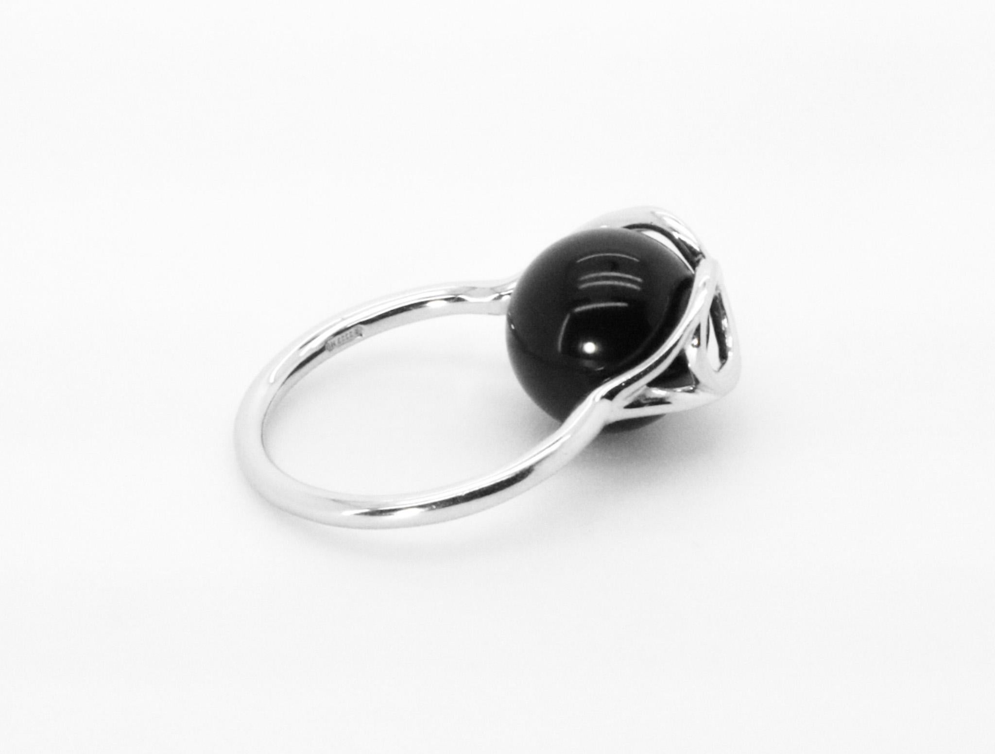 18K White Gold Infinity Symbol Interchangeable Gems Onyx  Cocktail Ring. In New Condition For Sale In Milan, IT