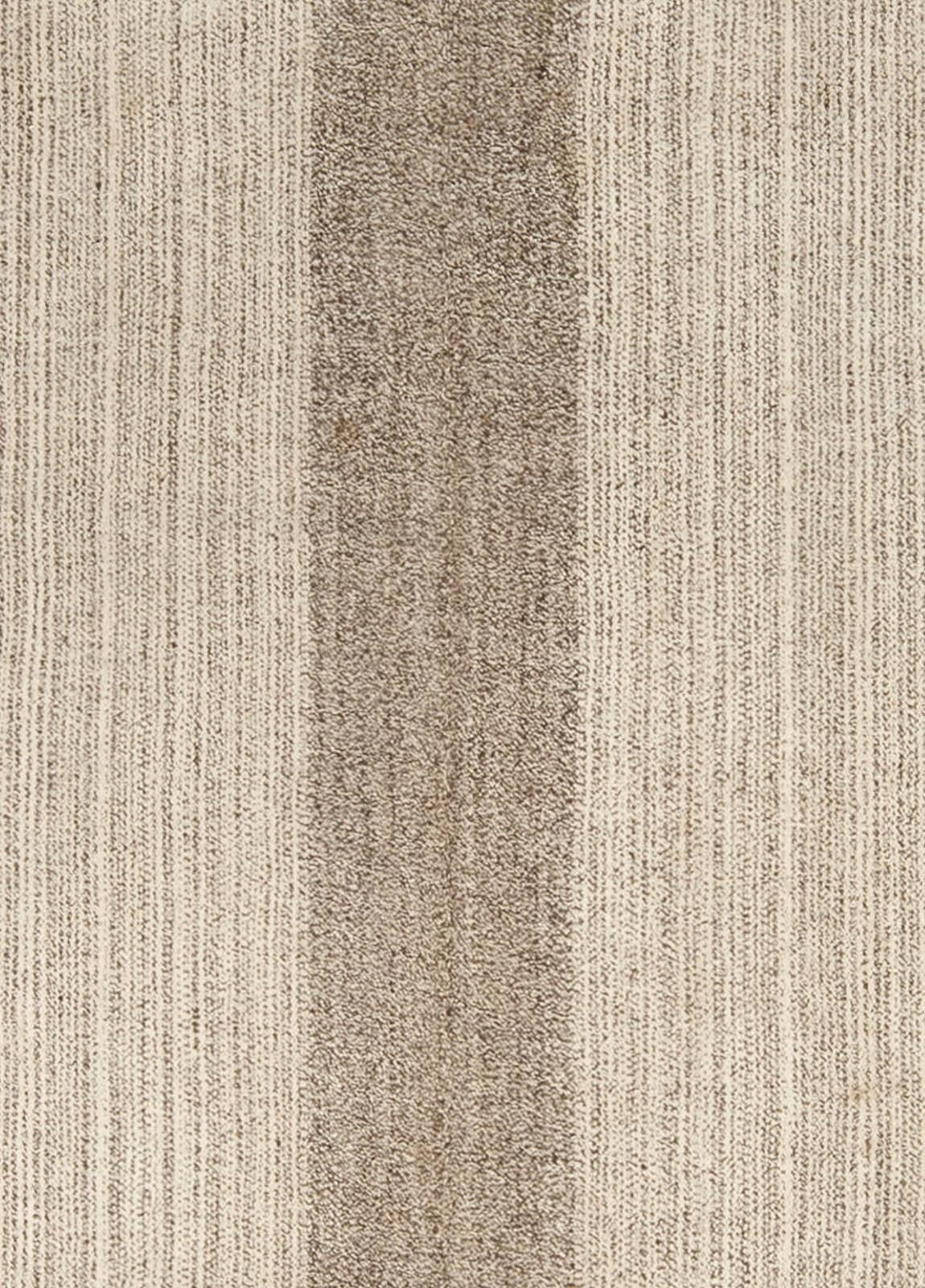 Zeitgenössischer beiger und brauner persischer Kilim-Wollteppich von Doris Leslie Blau.
Größe: 7'8