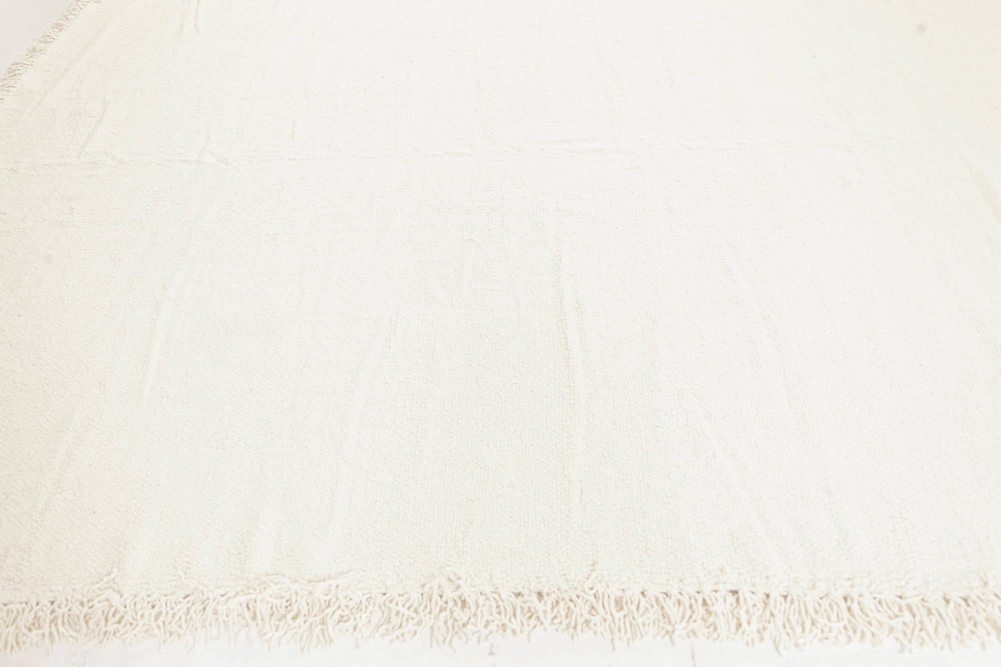 Zeitgenössischer Flachgewebe-Teppich in Beige von Doris Leslie Blau (Moderne) im Angebot