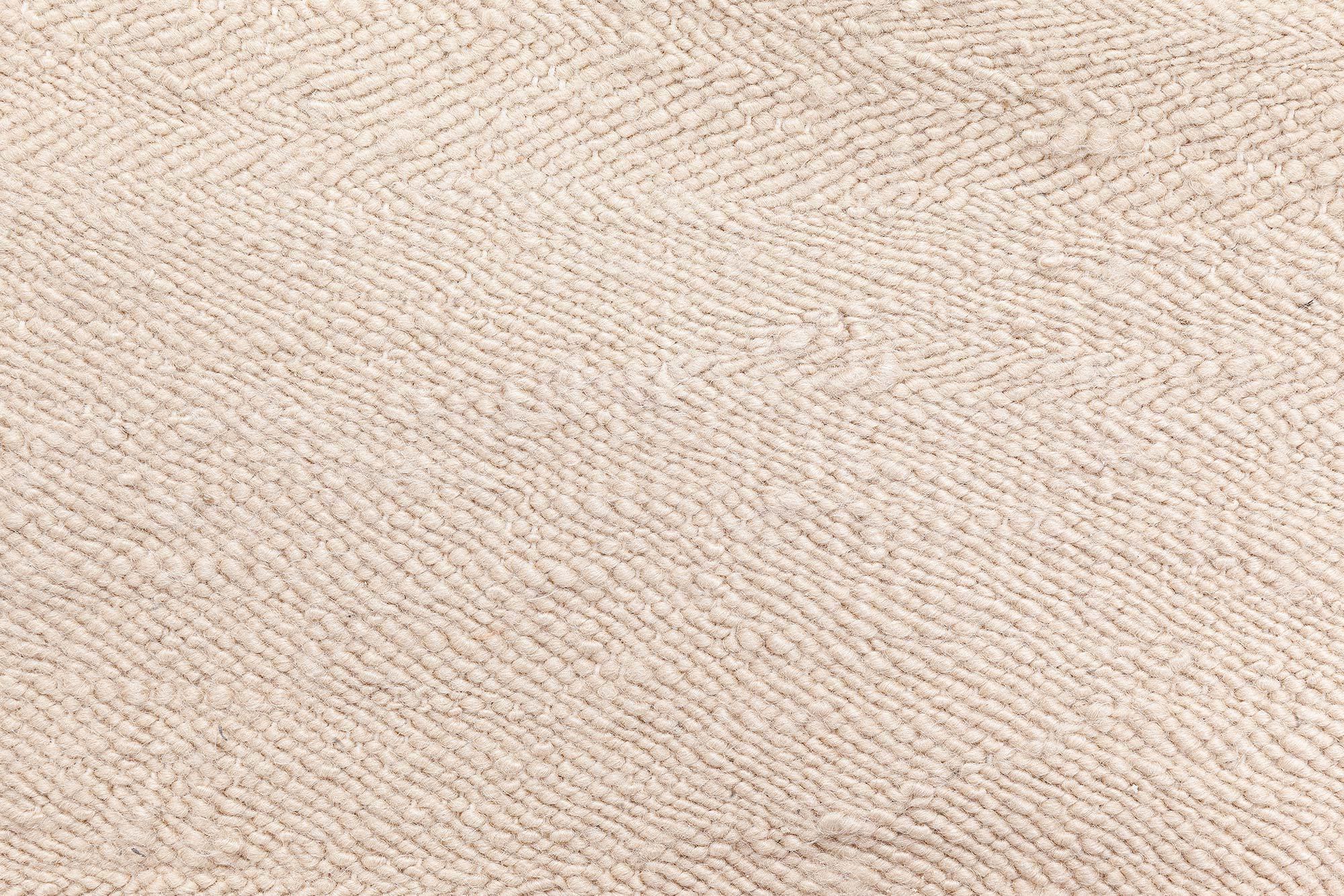 Zeitgenössischer Flachgewebe-Teppich in Beige von Doris Leslie Blau (Indisch) im Angebot