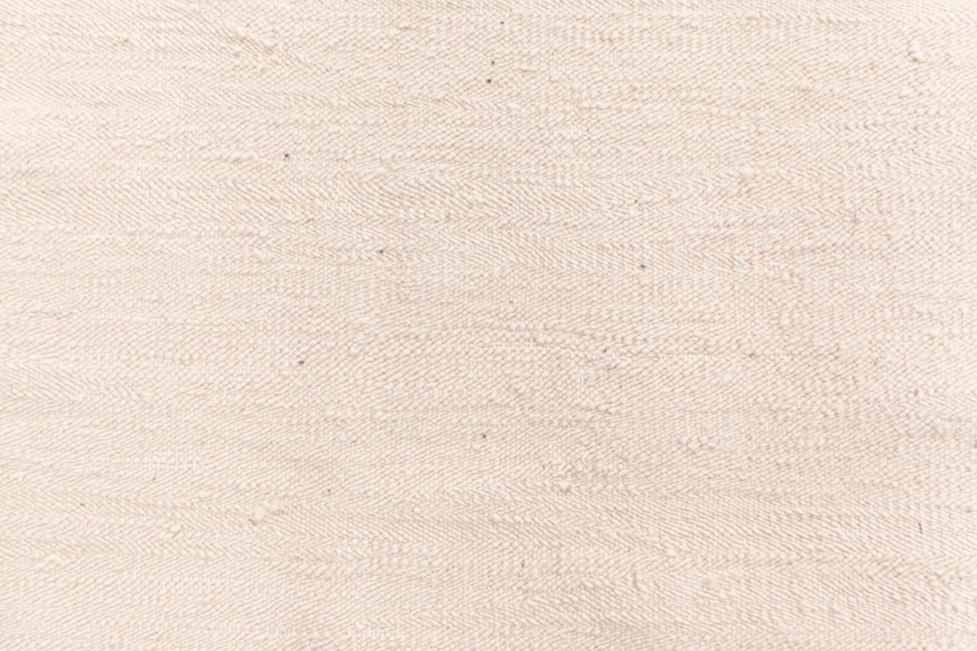 Zeitgenössischer Flachgewebe-Teppich in Beige von Doris Leslie Blau im Zustand „Neu“ im Angebot in New York, NY