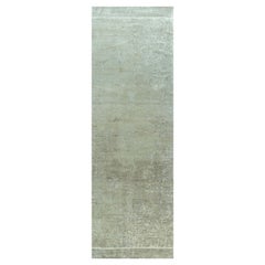 Contemporary Beige Handgeknüpfter Läufer aus Wolle und Seide von Doris Leslie Blau