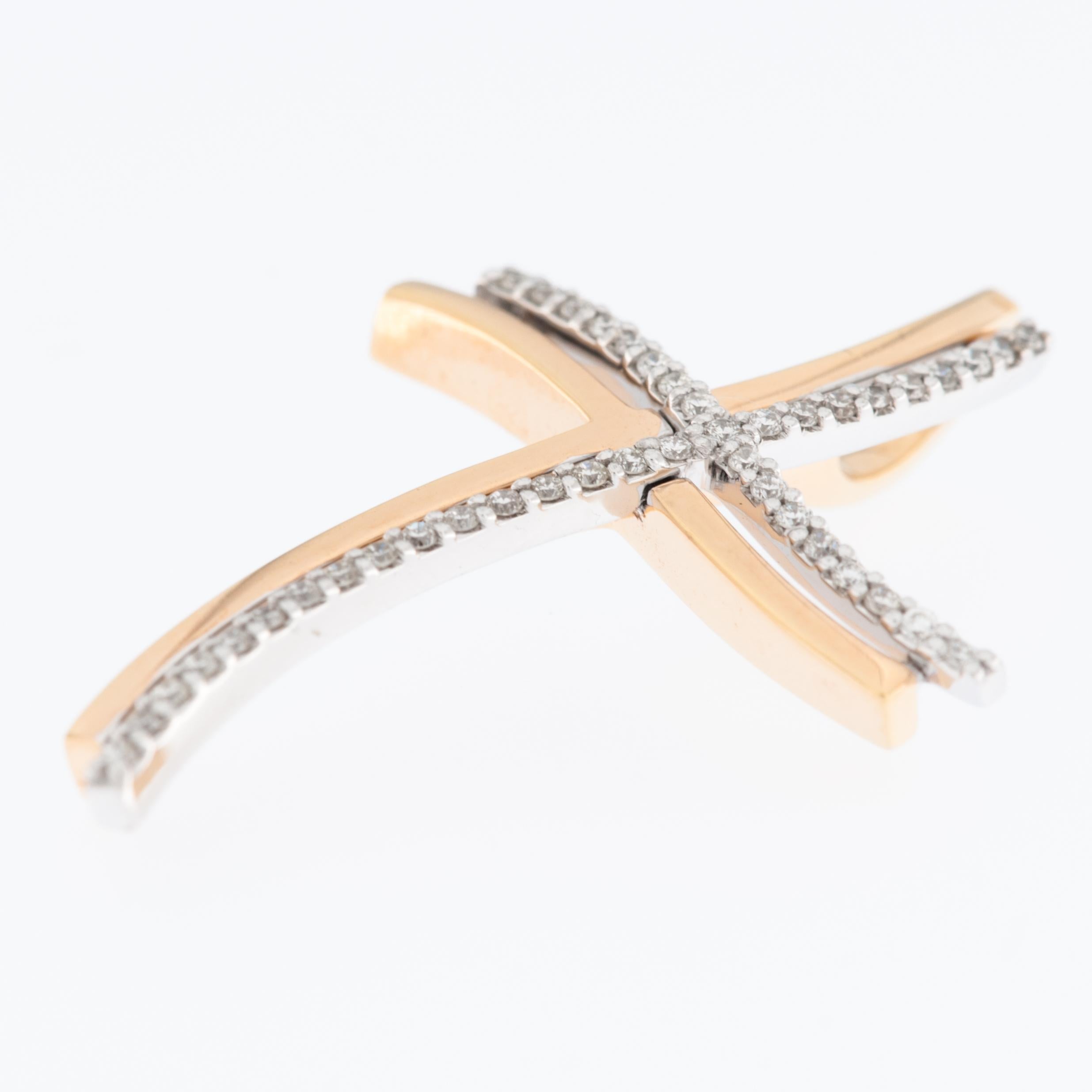 Contemporary Belgian 18kt Yellow and White Gold Cross with Diamonds In Good Condition For Sale In Esch-Sur-Alzette, LU