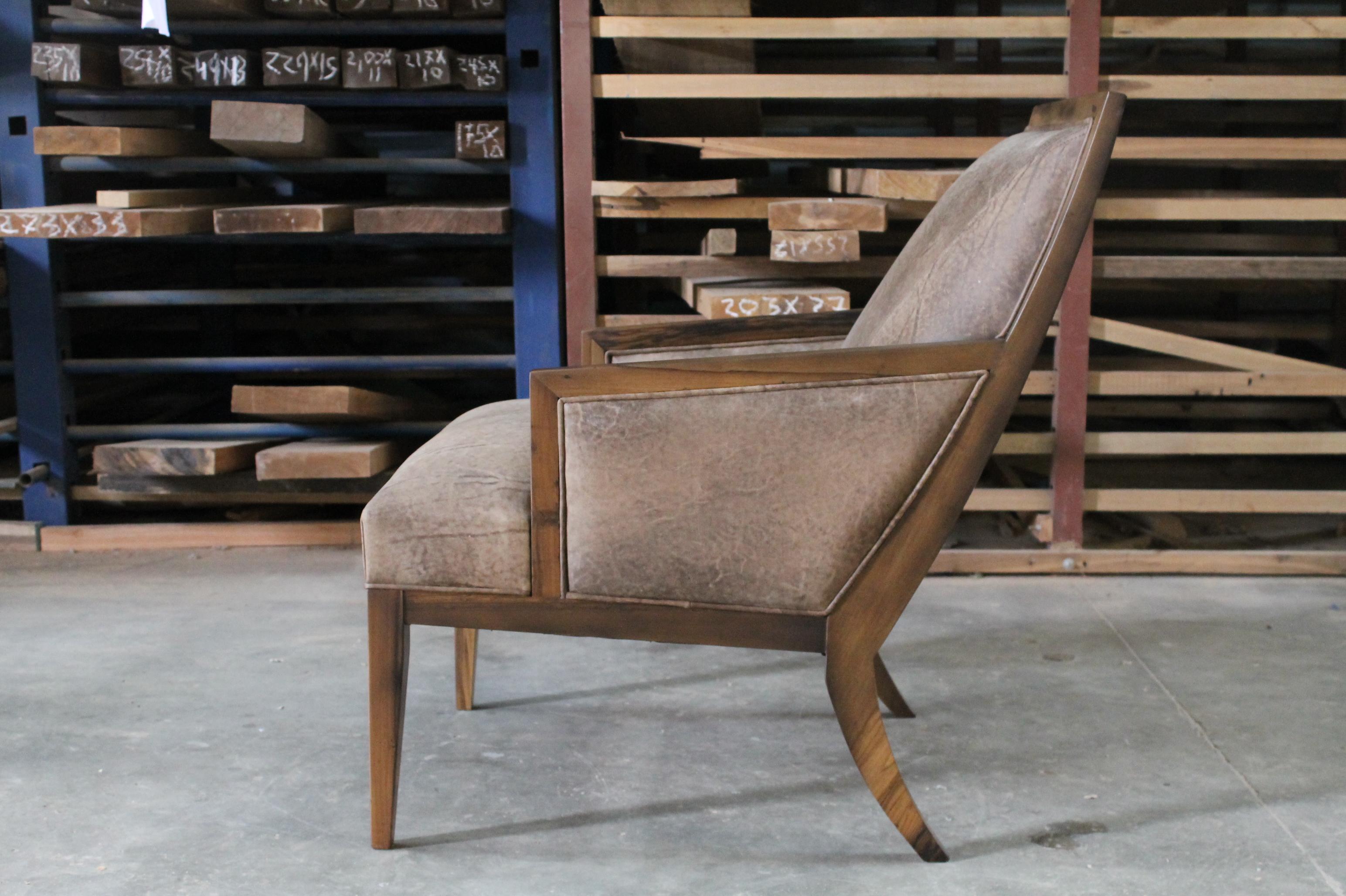 Argentine Contemporary Wood and Leather Lounge Chair from Costantini, Belgrano For Sale