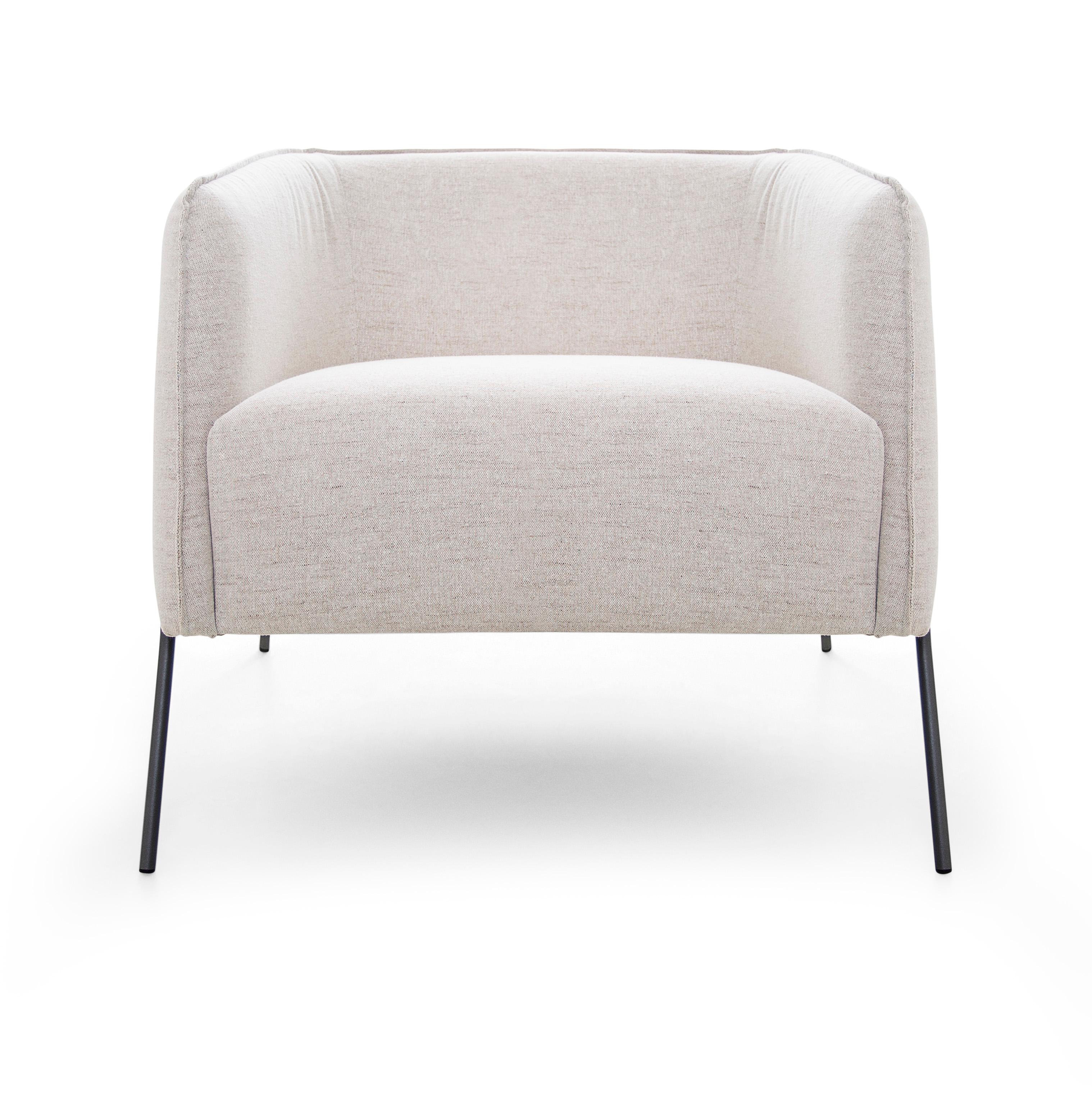 Brazilian Contemporary Bella Armchair Featuring Metal Frame and Ivory Fabric For Sale