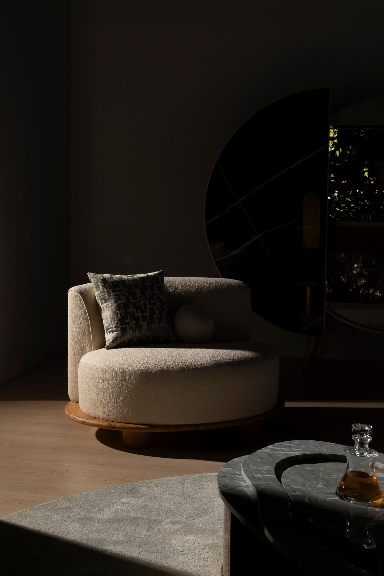 Table basse contemporaine Benagil, laiton, verre Ambar, fait main par Greenapple en vente 11