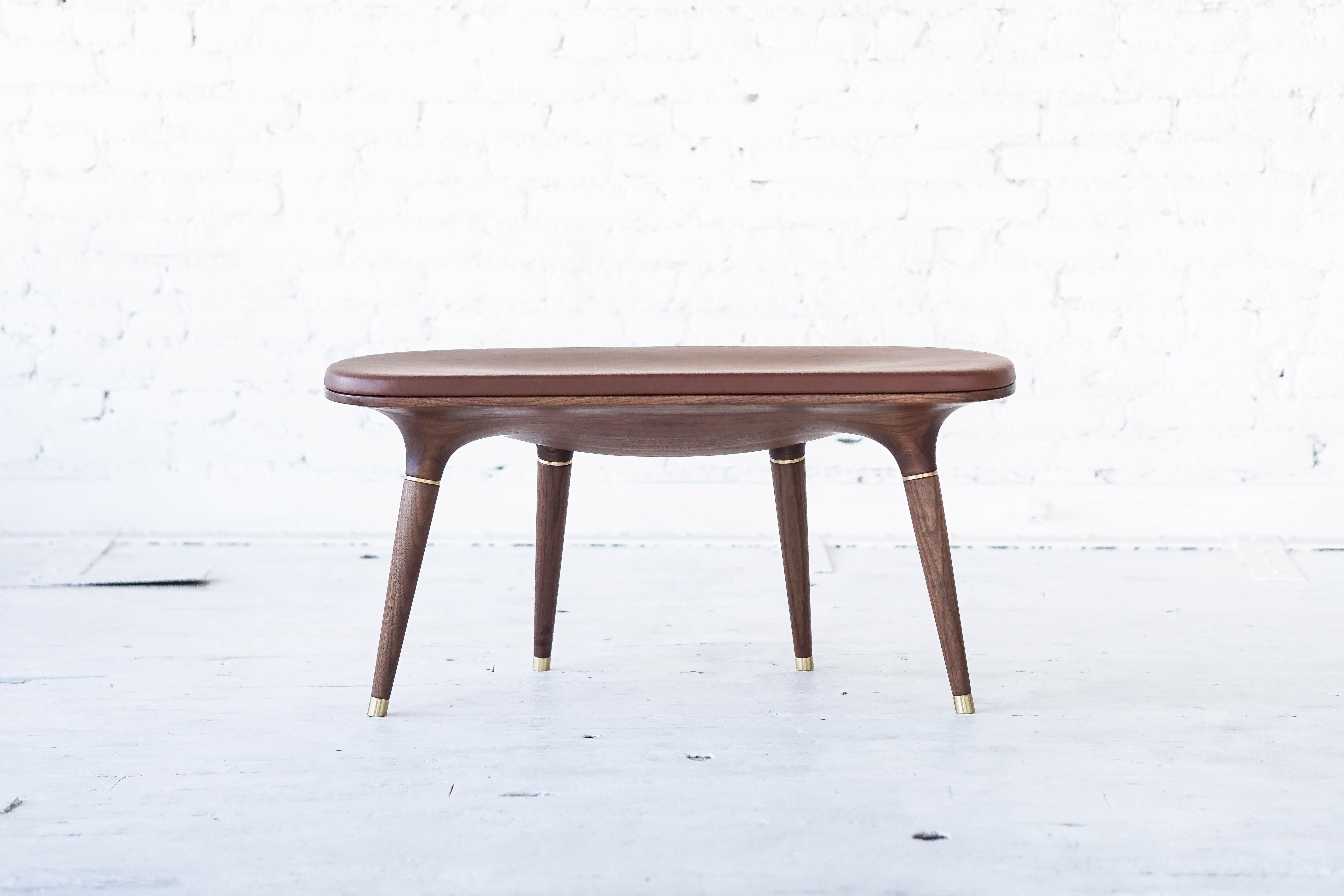 American Contemporary Bench in Carved Walnut with Natural Finish, Brass and Leather For Sale