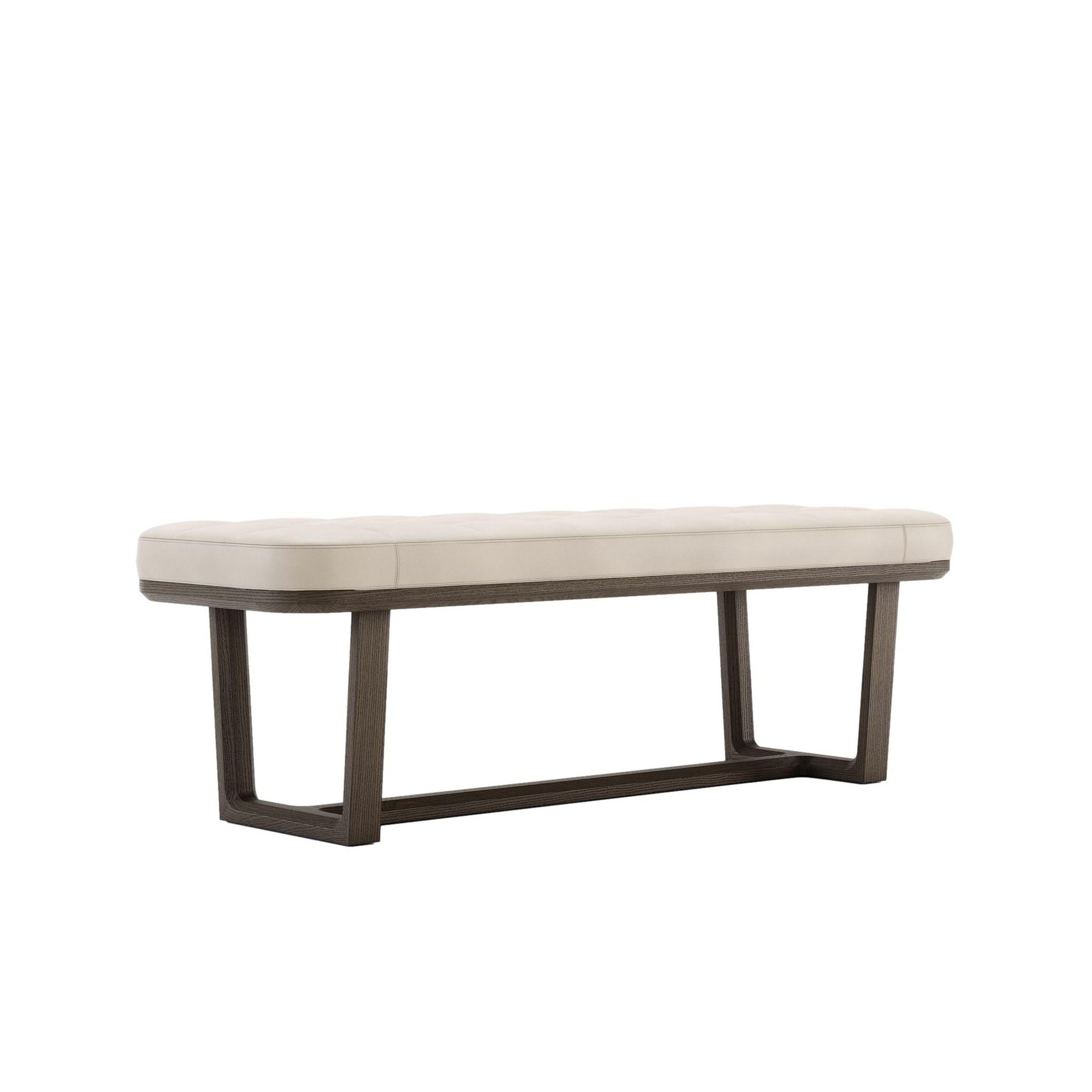 Moderne Contemporary Bench with Solid Wooden Structure with Leather Seat en vente